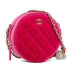 Chanel Velvet Pearl Crush Round Clutch with Chain (SHG-c4Cqfk)