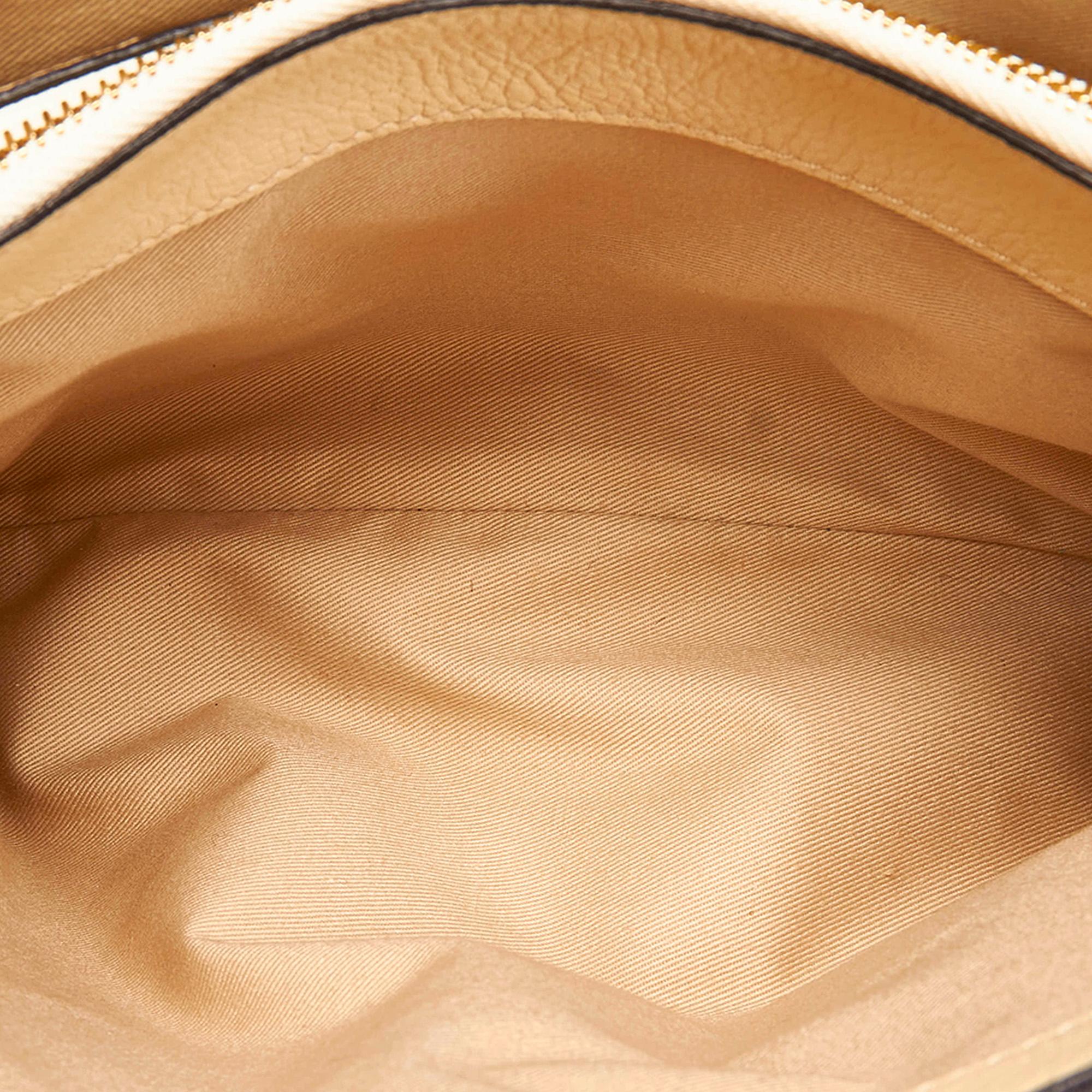 Chloe Faye Day Leather Handbag (SHG-30572)