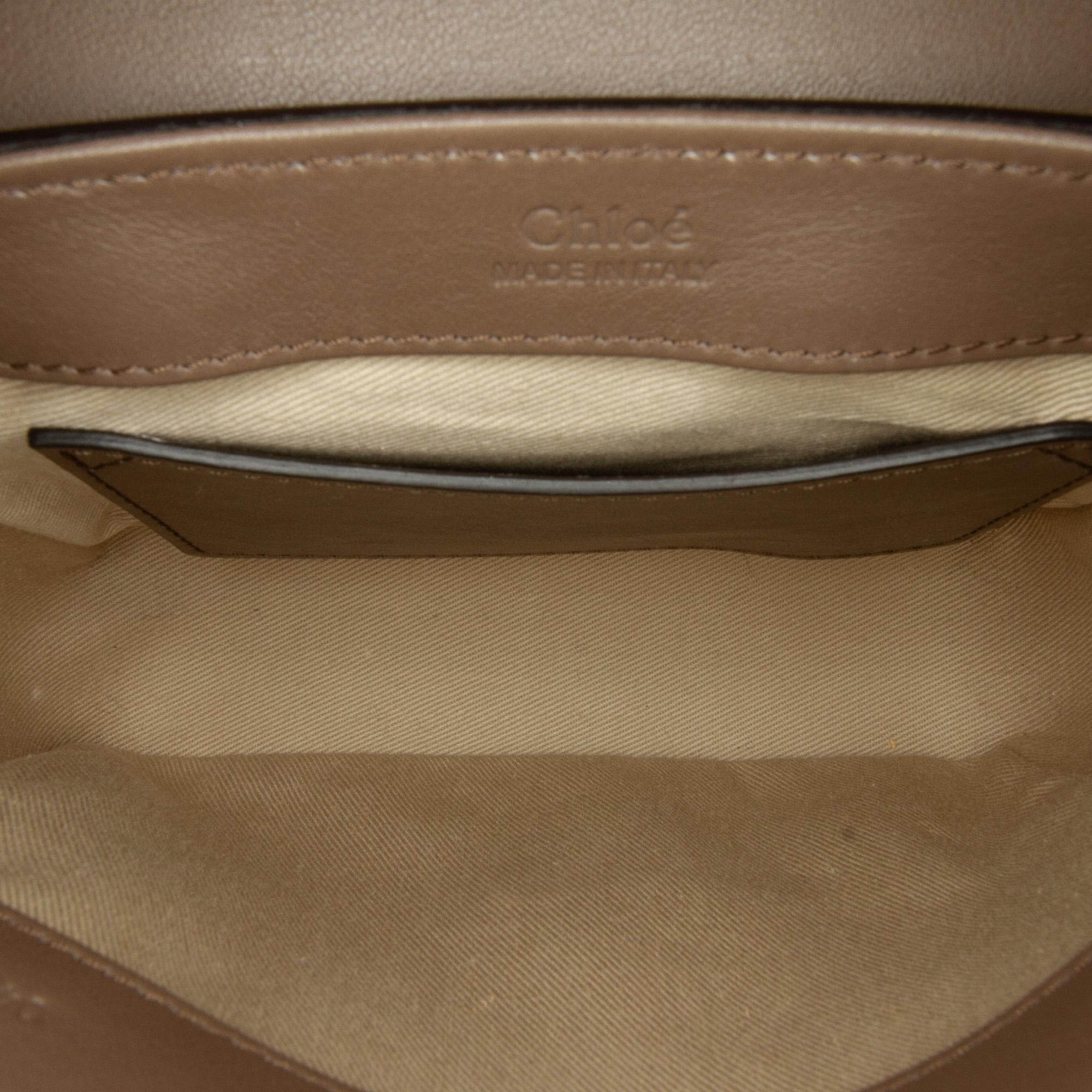 Chloe Mini C Embossed Leather Satchel (SHG-mgwxli)