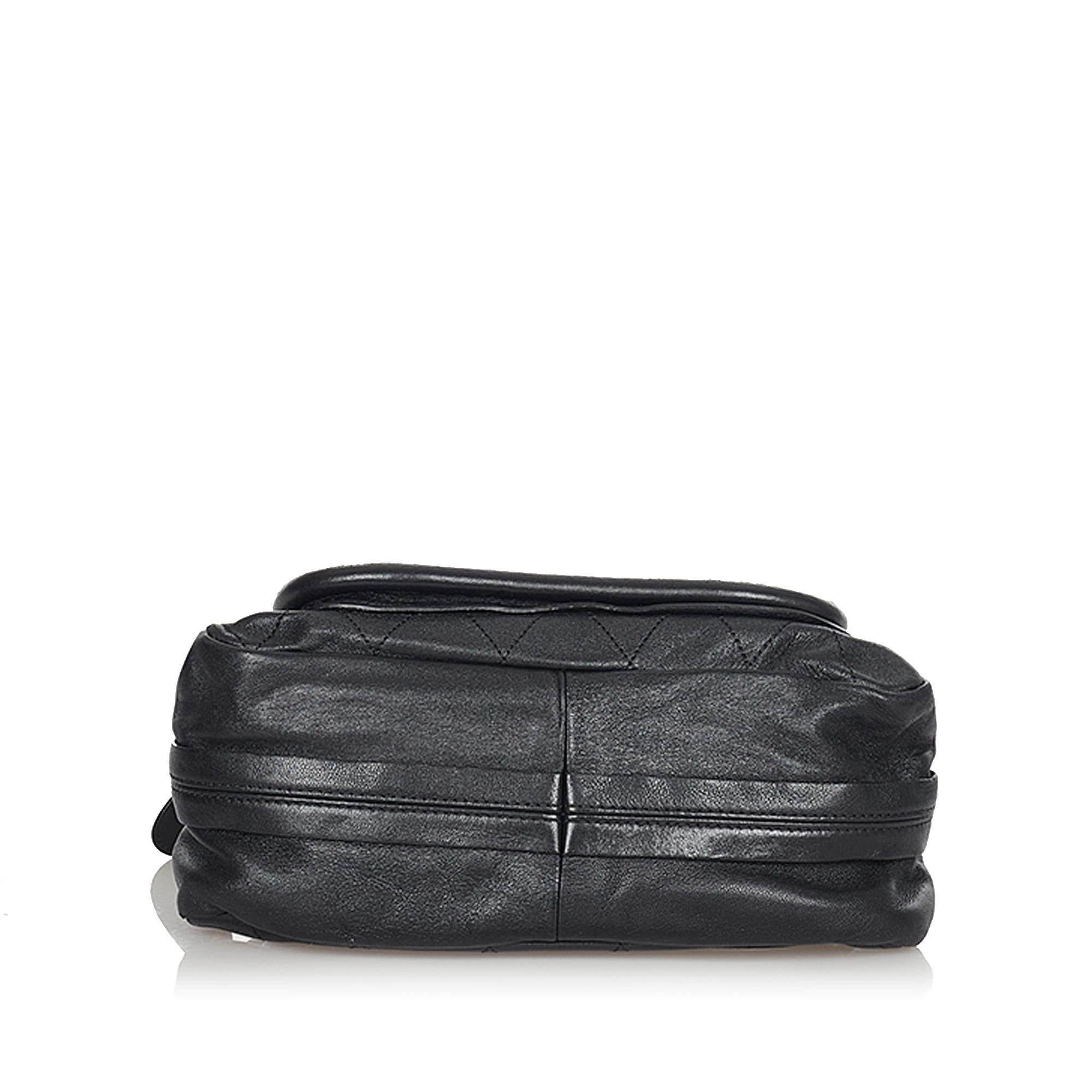 Chloe Quilted Paraty Leather Handbag (SHG-24203)
