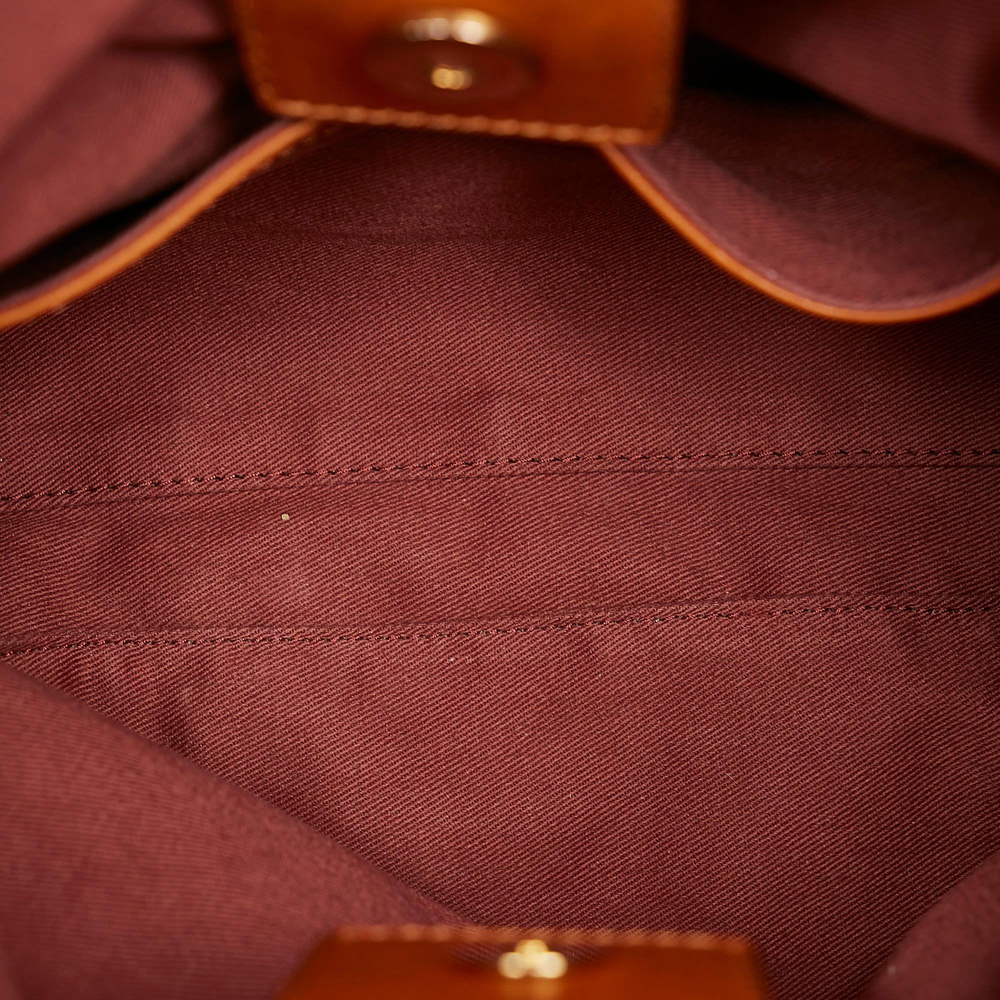 Chloe Victoria Leather Satchel (SHG-23781)