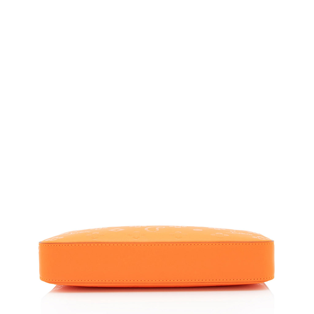 Christian Louboutin Calfskin Loubinthesky Loubila Pouch (SHF-1NOmuV)