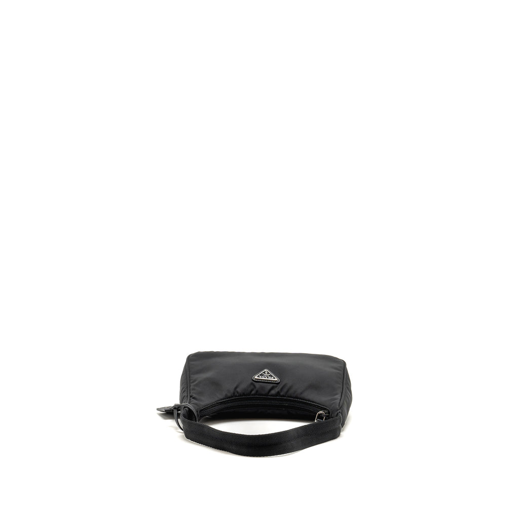 Prada Reedition 2000 Nylon Shoulder Bag Black SHW