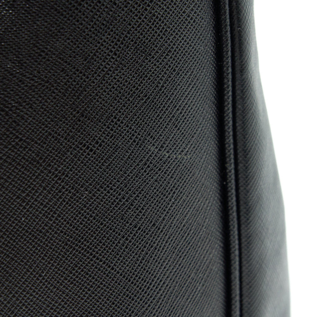 Prada Saffiano Tote Large in Black