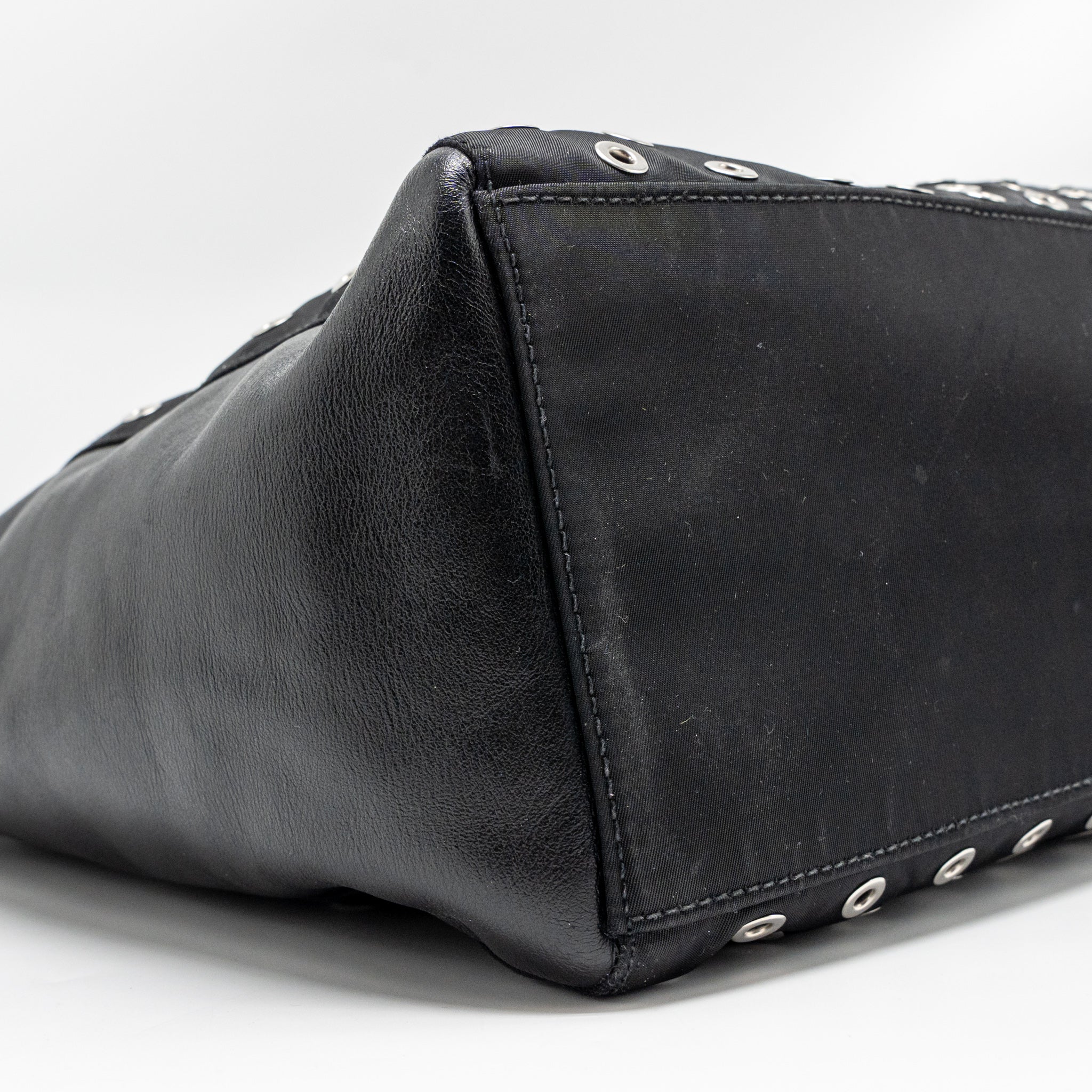 Prada shoulder bag lambskin / fabric black SHW