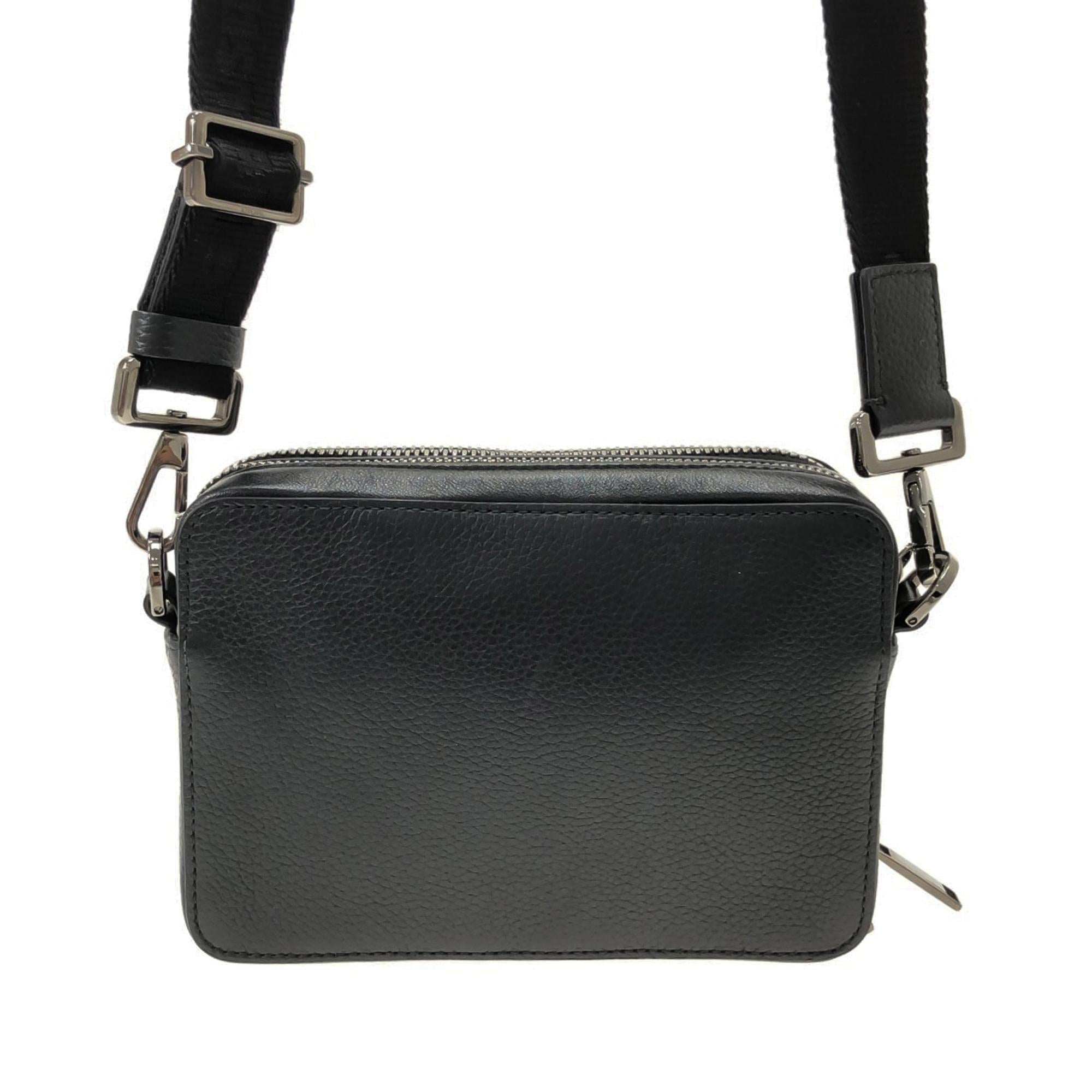 Dior Leather Pouch with Strap (SHG-NrWRMW)