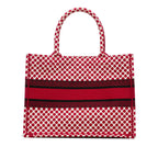 Dior Medium Dioramour Book Tote (SHG-XAZY2E)