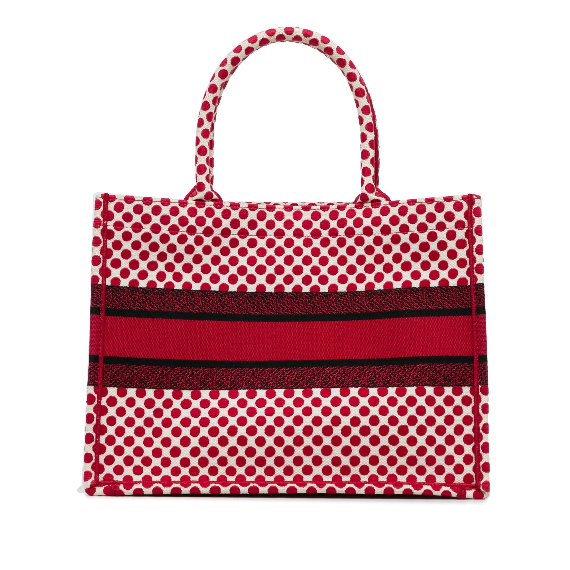 Dior Medium Dioramour Book Tote (SHG-XAZY2E)