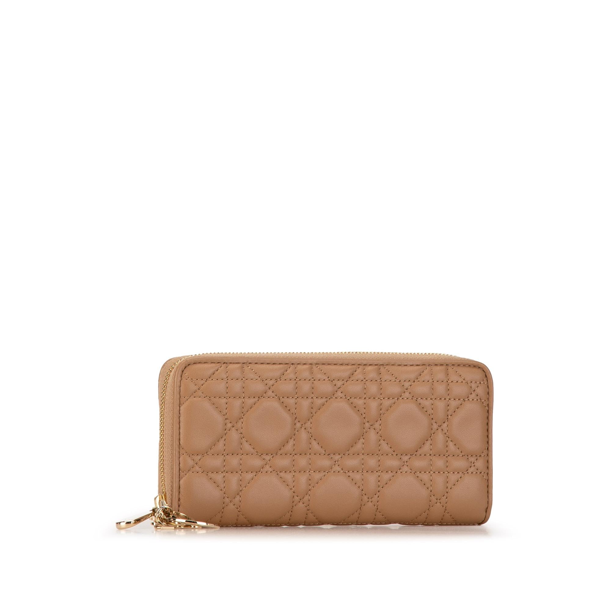 Dior Medium Lambskin Cannage Lady Dior Voyageur Wallet (SHG-4V2C0V)
