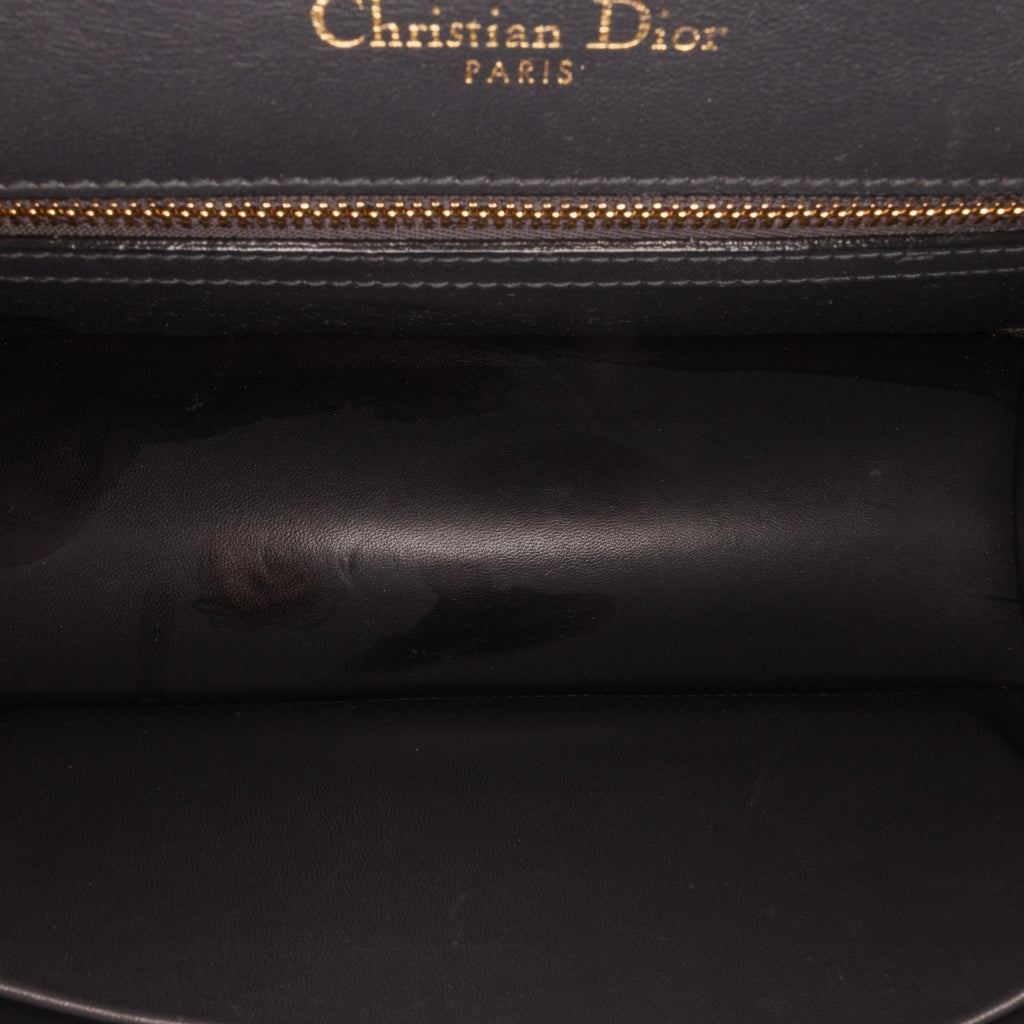 Dior Medium Microcannage Diorama (SHG-3QxM8v)