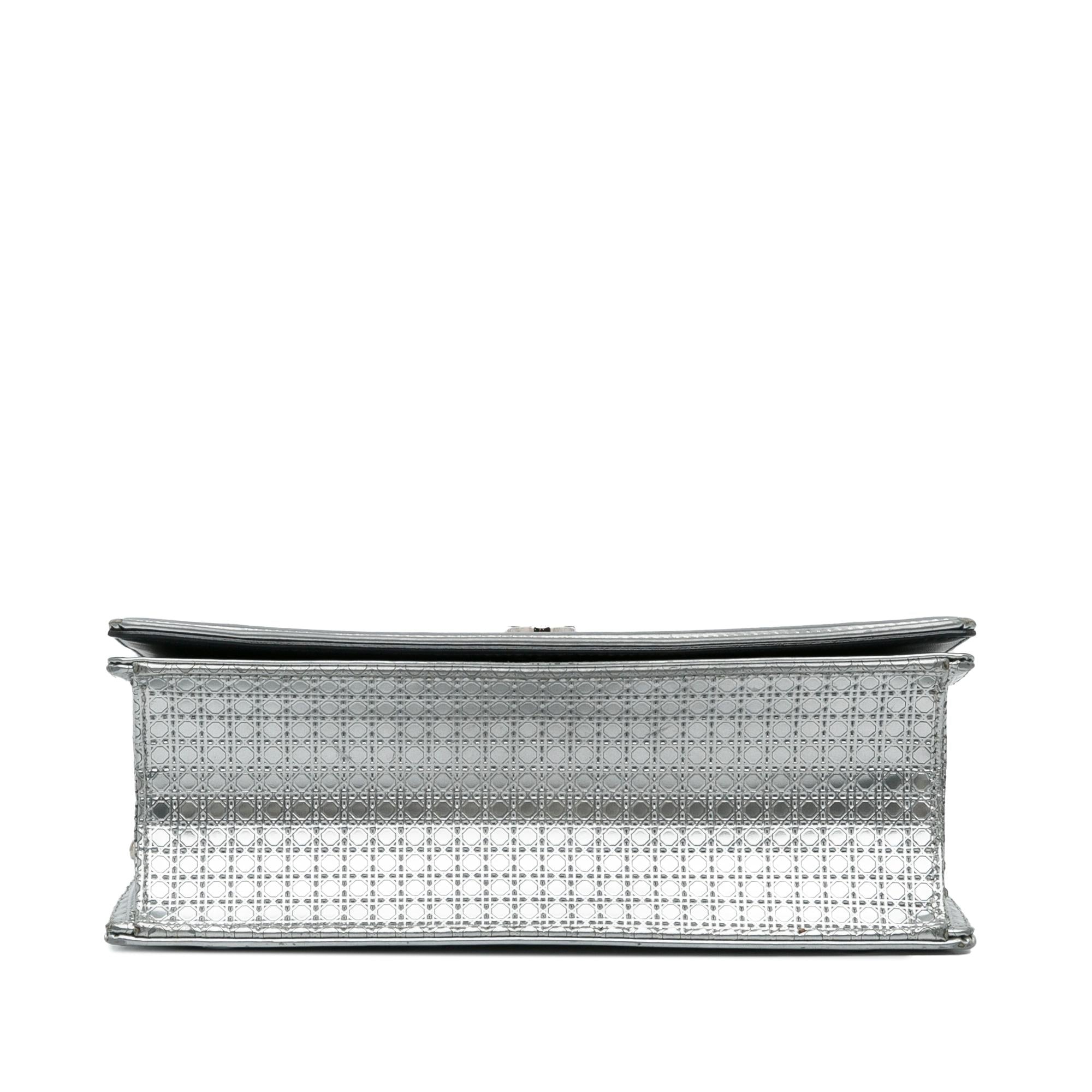 Dior Microcannage Patent Diorama Crossbody Bag (SHG-sJ4yqG)
