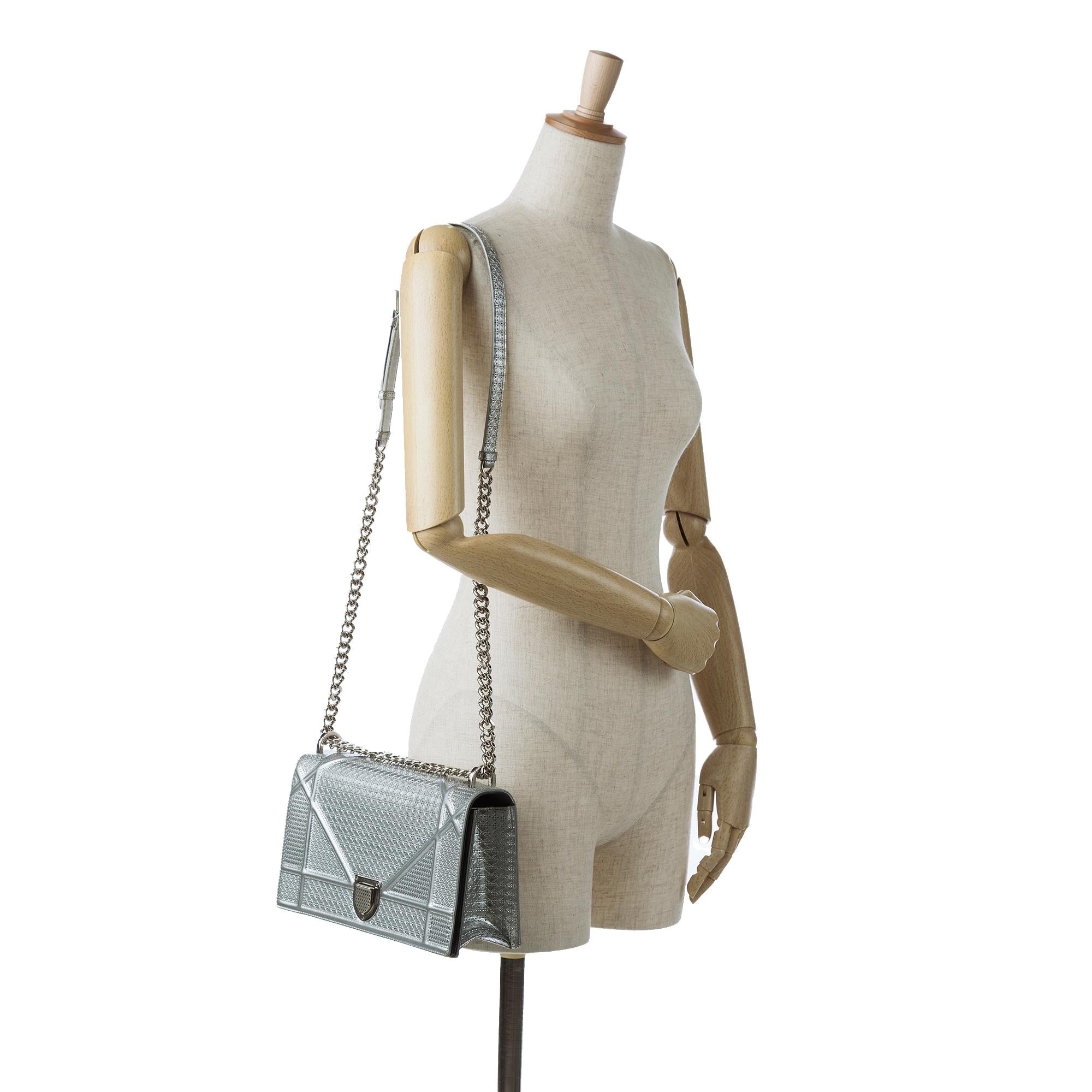 Dior Microcannage Patent Diorama Crossbody Bag (SHG-sJ4yqG)