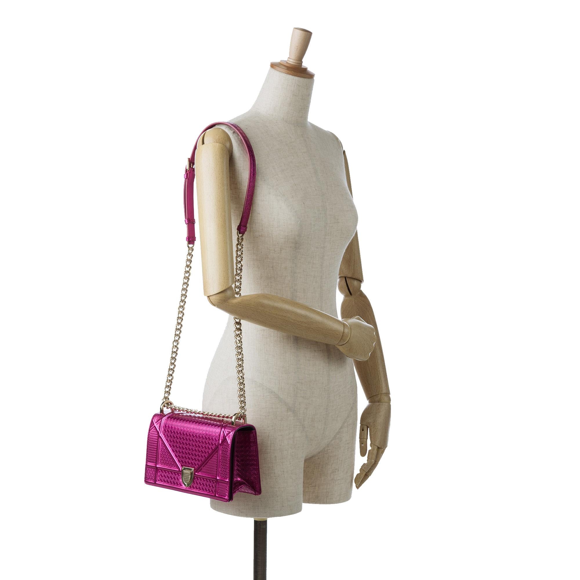 Dior Patent Microcannage Diorama Crossbody Bag (SHG-D2JEVN)