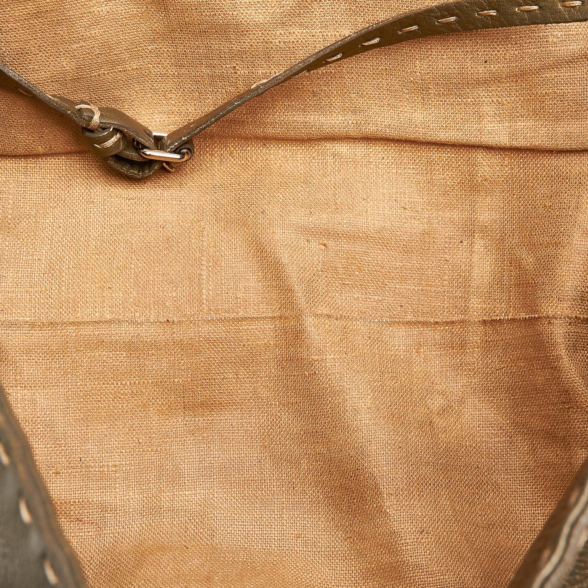 Fendi Selleria Linda Leather Shoulder Bag (SHG-23943)