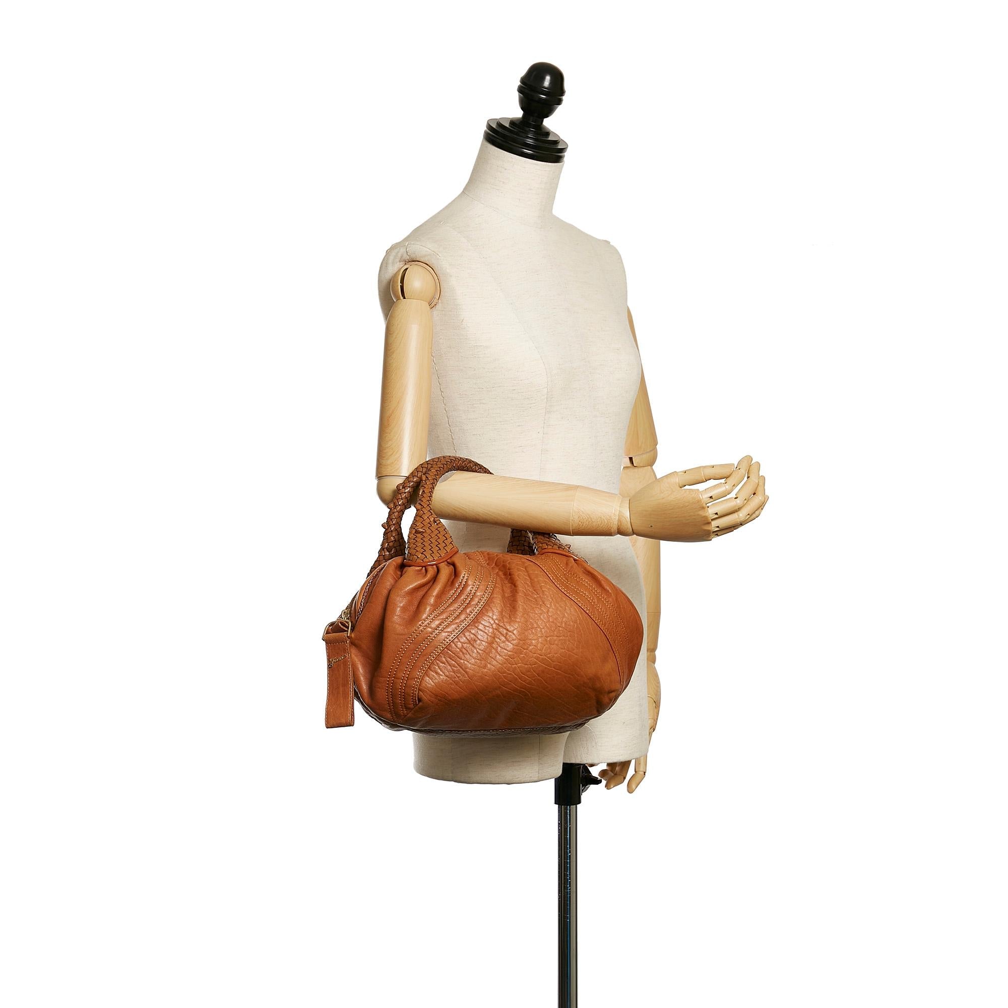 Fendi Spy Leather Handbag (SHG-32198)
