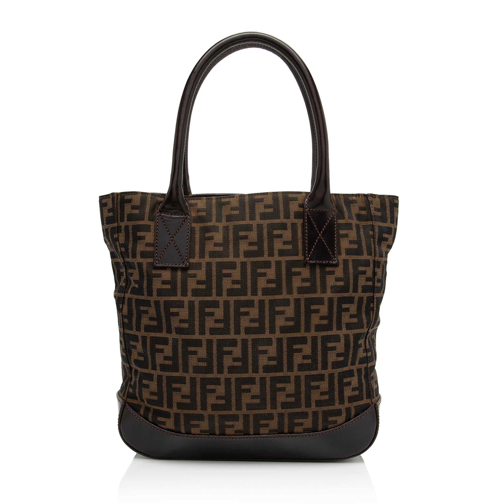 Fendi Vintage Zucca Calfskin Large Tote (SHF-PQx5or)