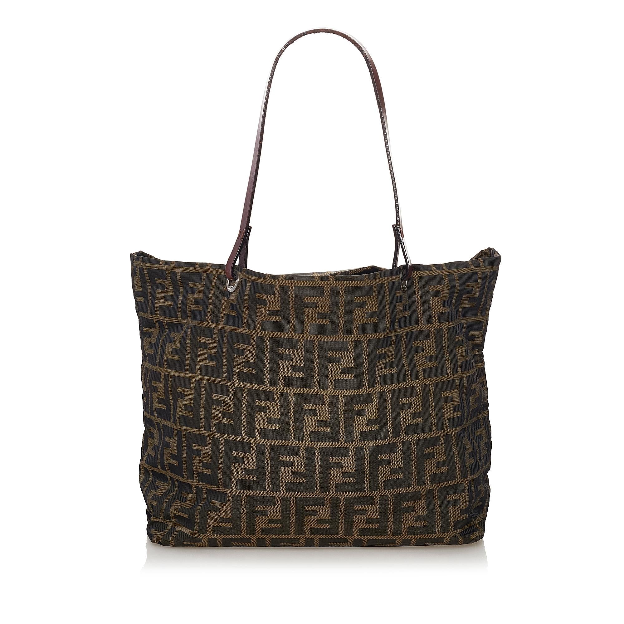 Fendi Zucca Canvas Tote Bag (SHG-32825)