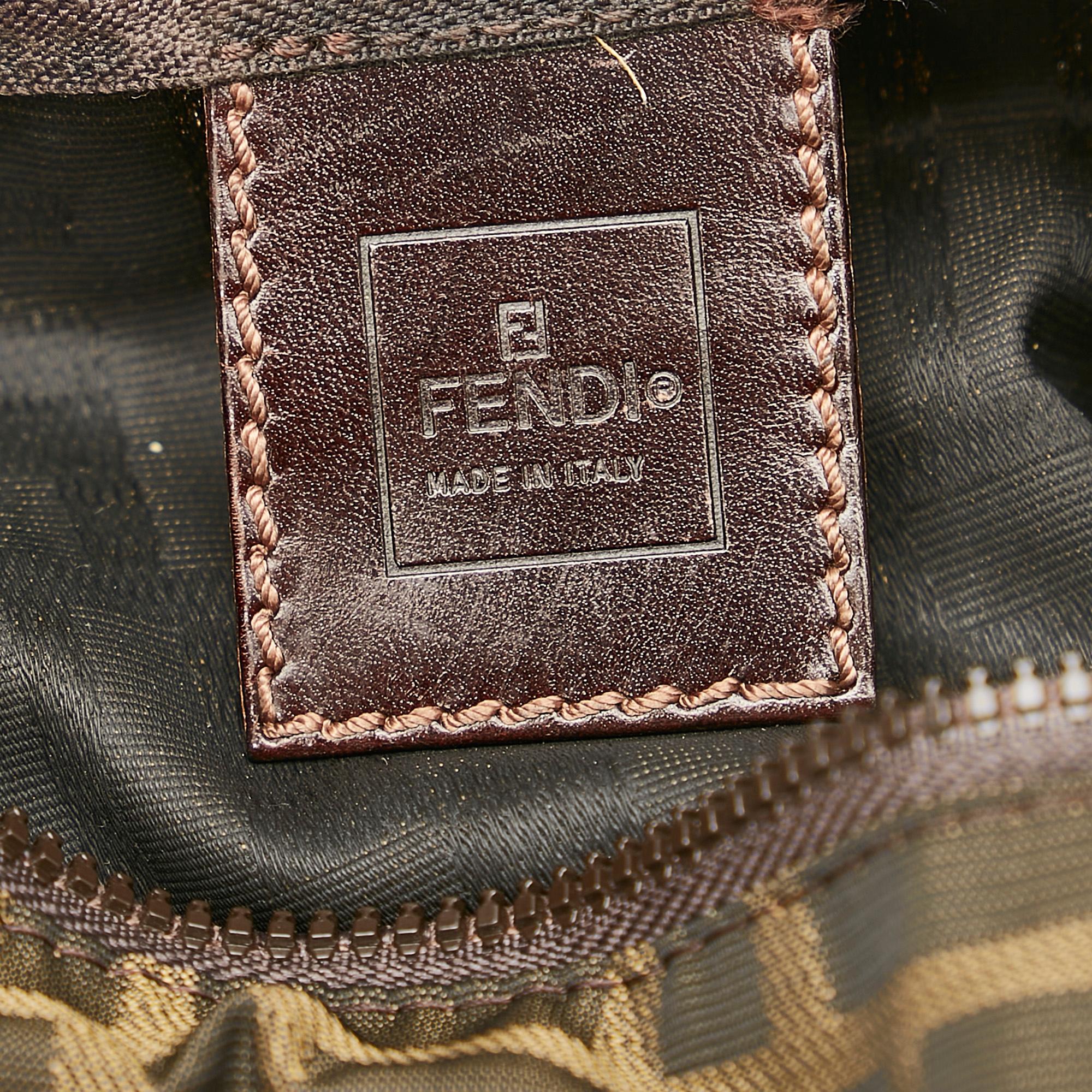 Fendi Zucca Nylon Pouch (SHG-26290)
