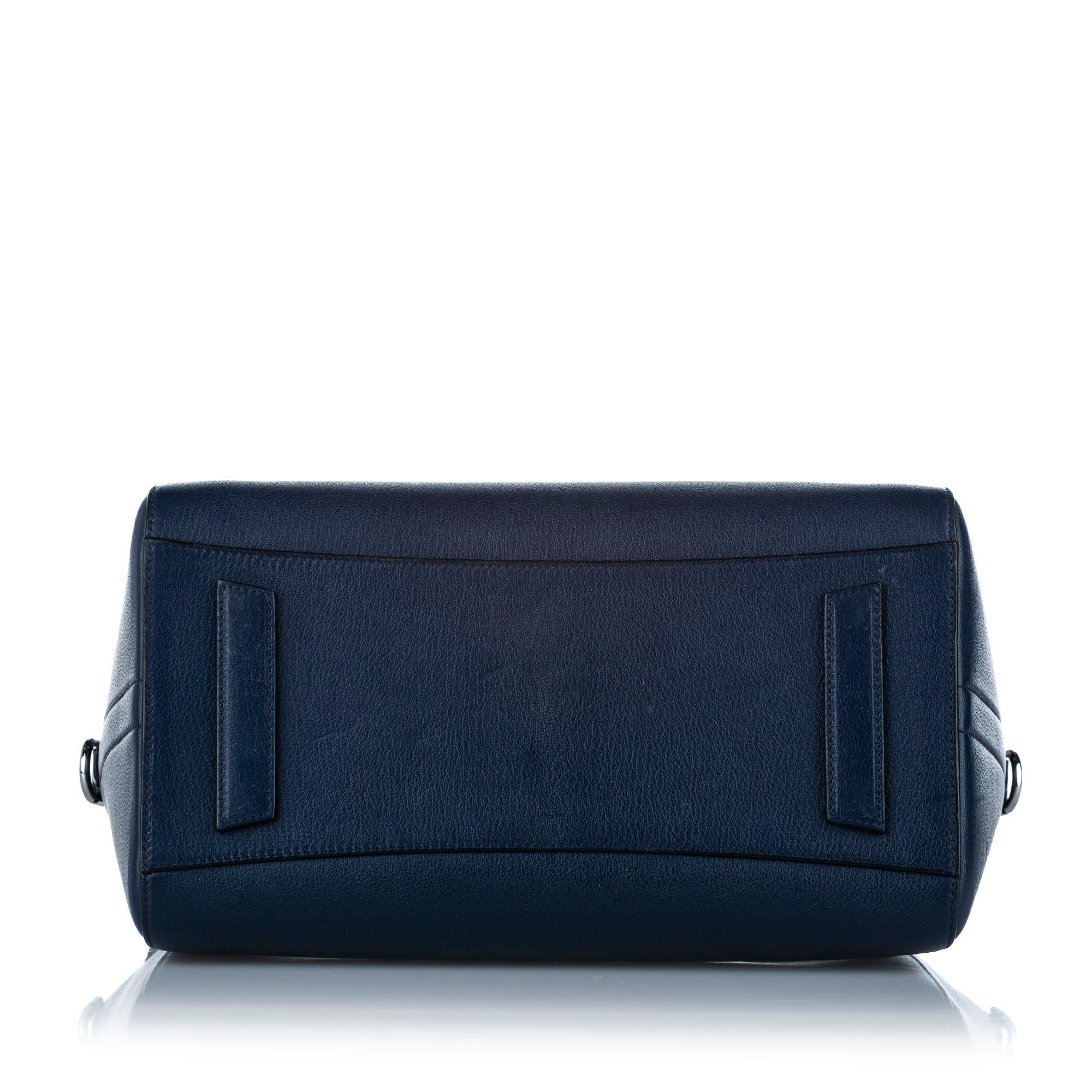 Givenchy Antigona Leather Satchel (SHG-25740)