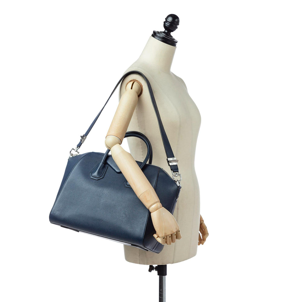 Givenchy Antigona Leather Satchel (SHG-25740)