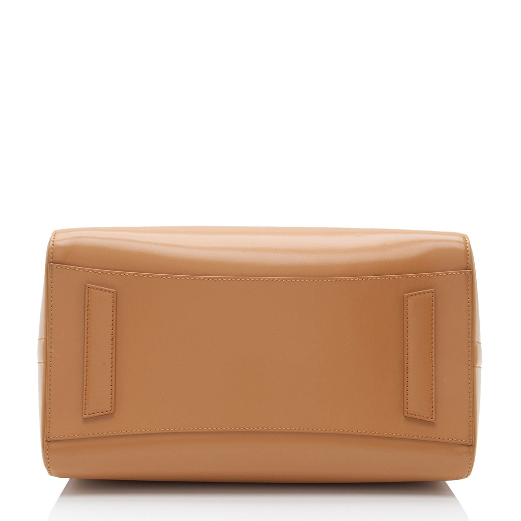 Givenchy Calfskin Antigona Medium Satchel (SHF-LPG0Rf)