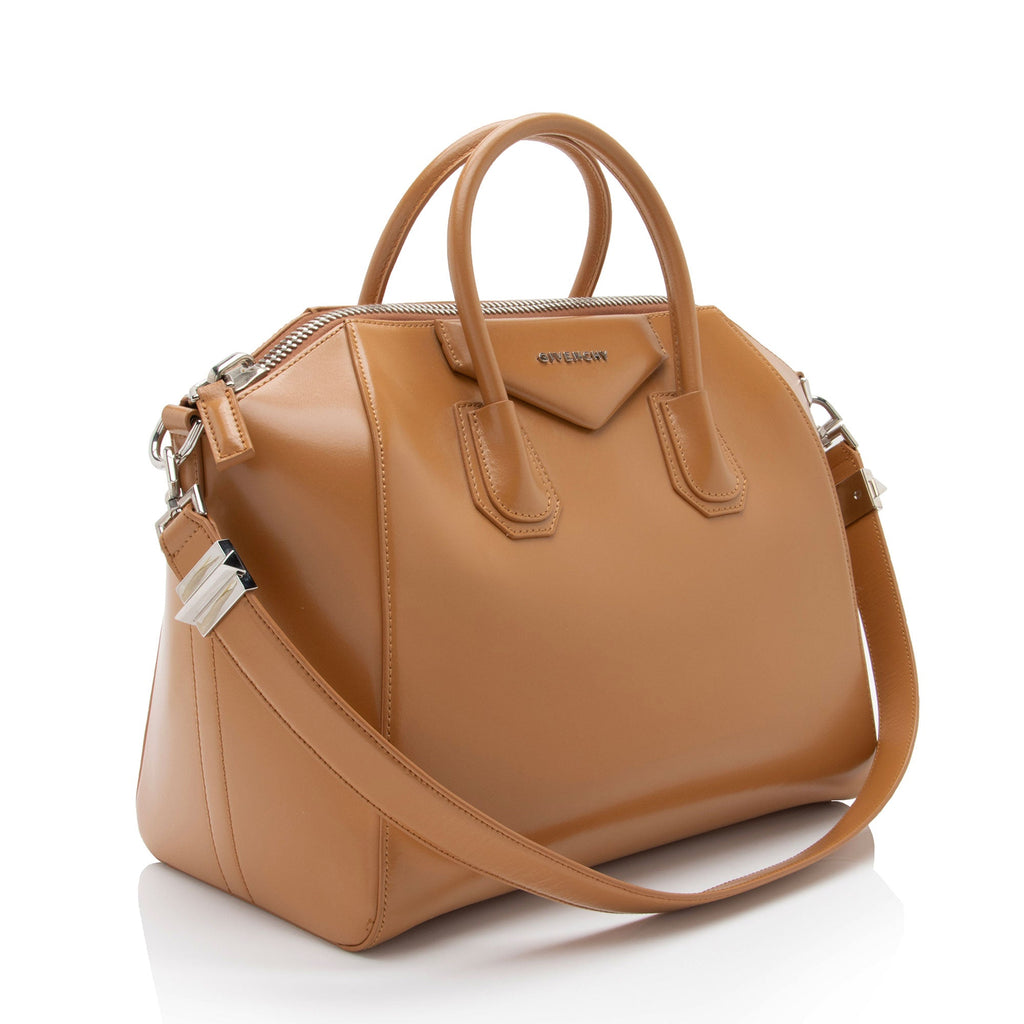 Givenchy Calfskin Antigona Medium Satchel (SHF-LPG0Rf)