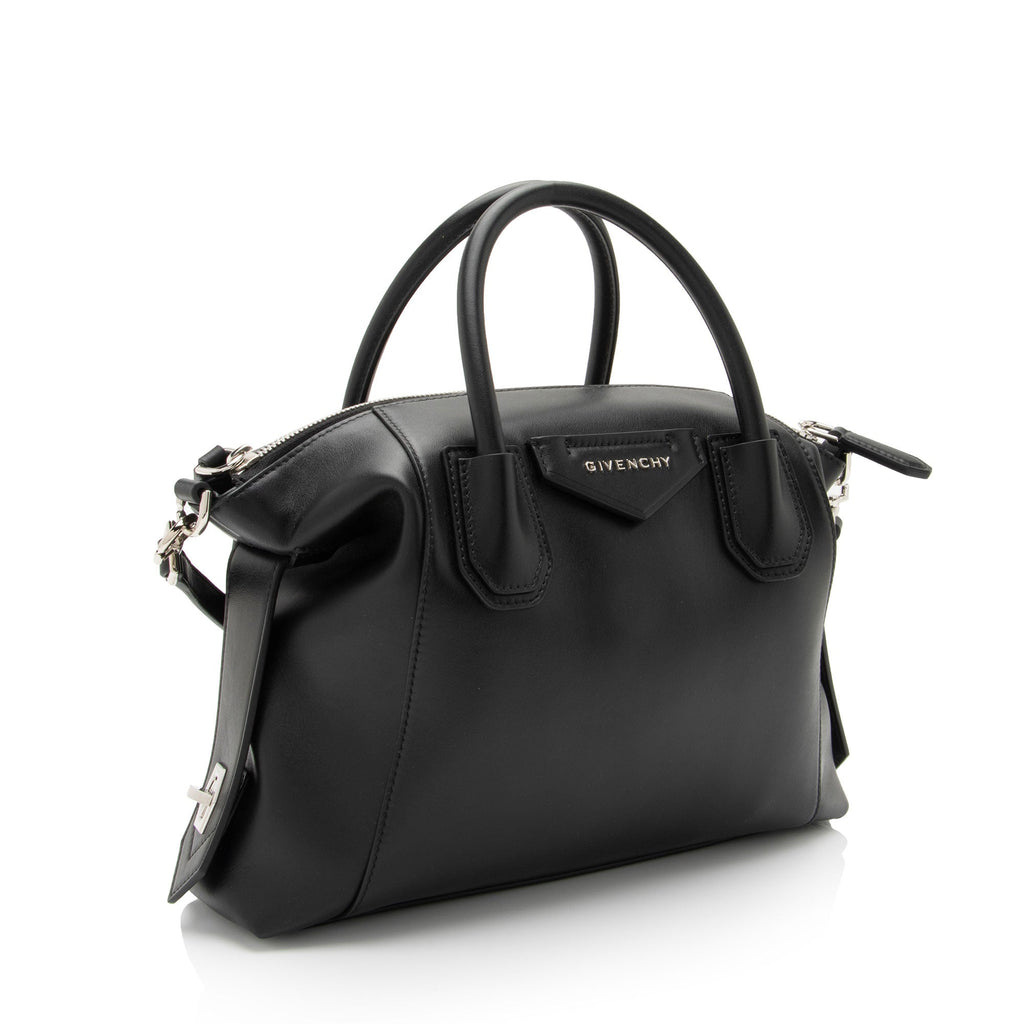 Givenchy Calfskin Soft Antigona Small Satchel (SHF-PjUtz8)