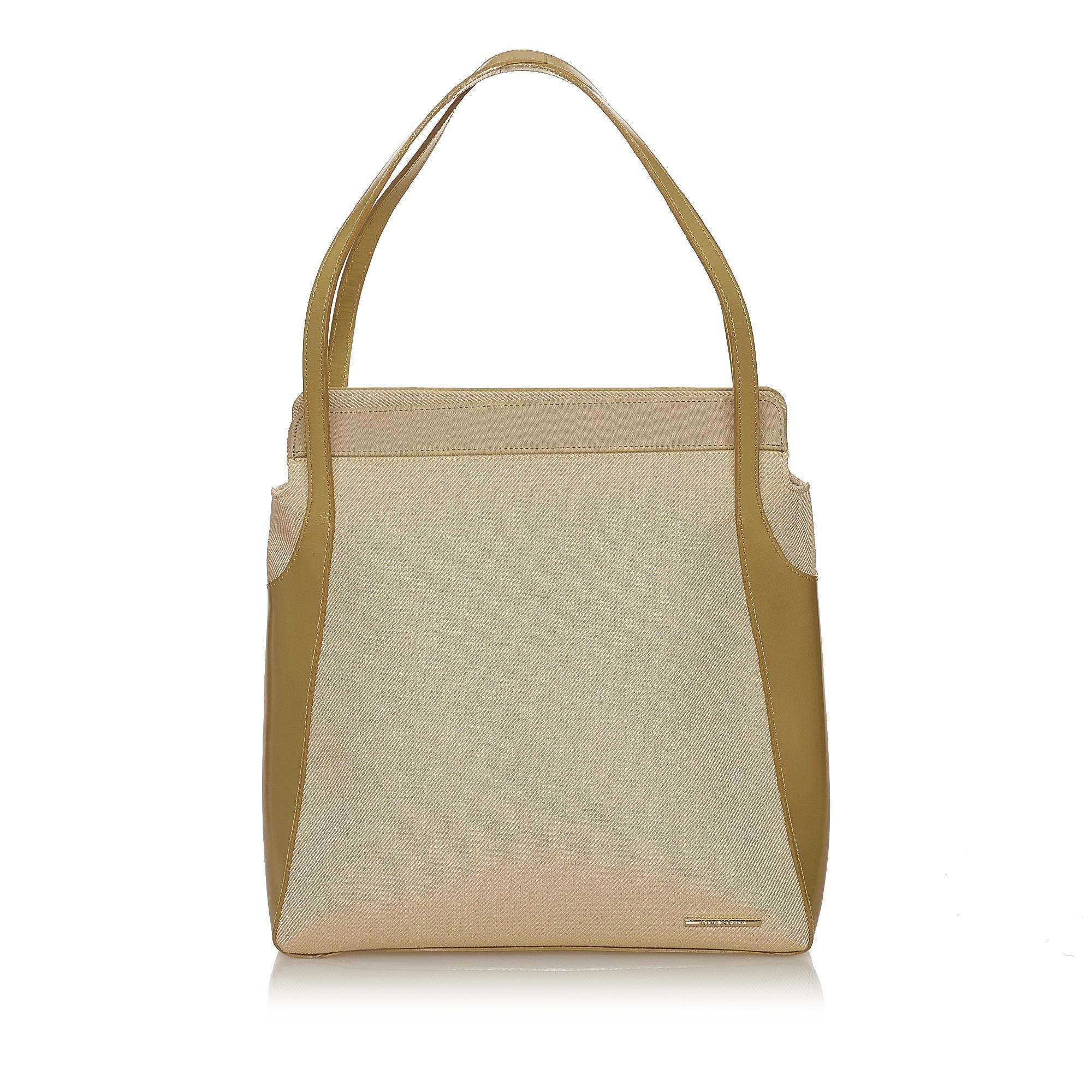 Givenchy Canvas Shoulder Bag (SHG-29483)