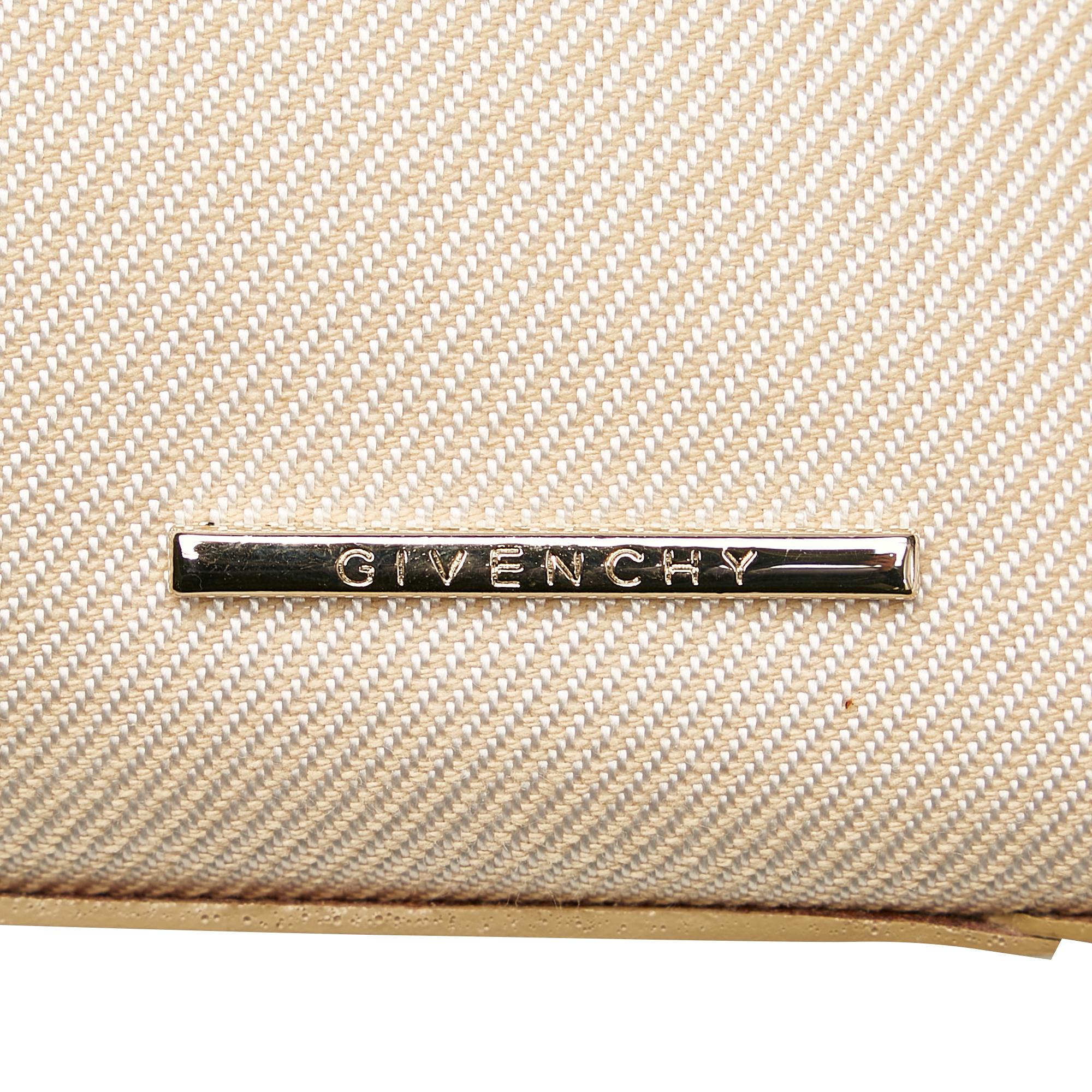 Givenchy Canvas Shoulder Bag (SHG-29483)