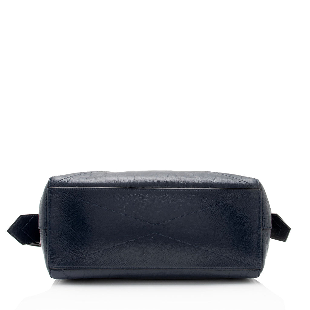 Givenchy Crinkled Patent Leather ID Medium Flap Bag (SHF-ElRXOM)