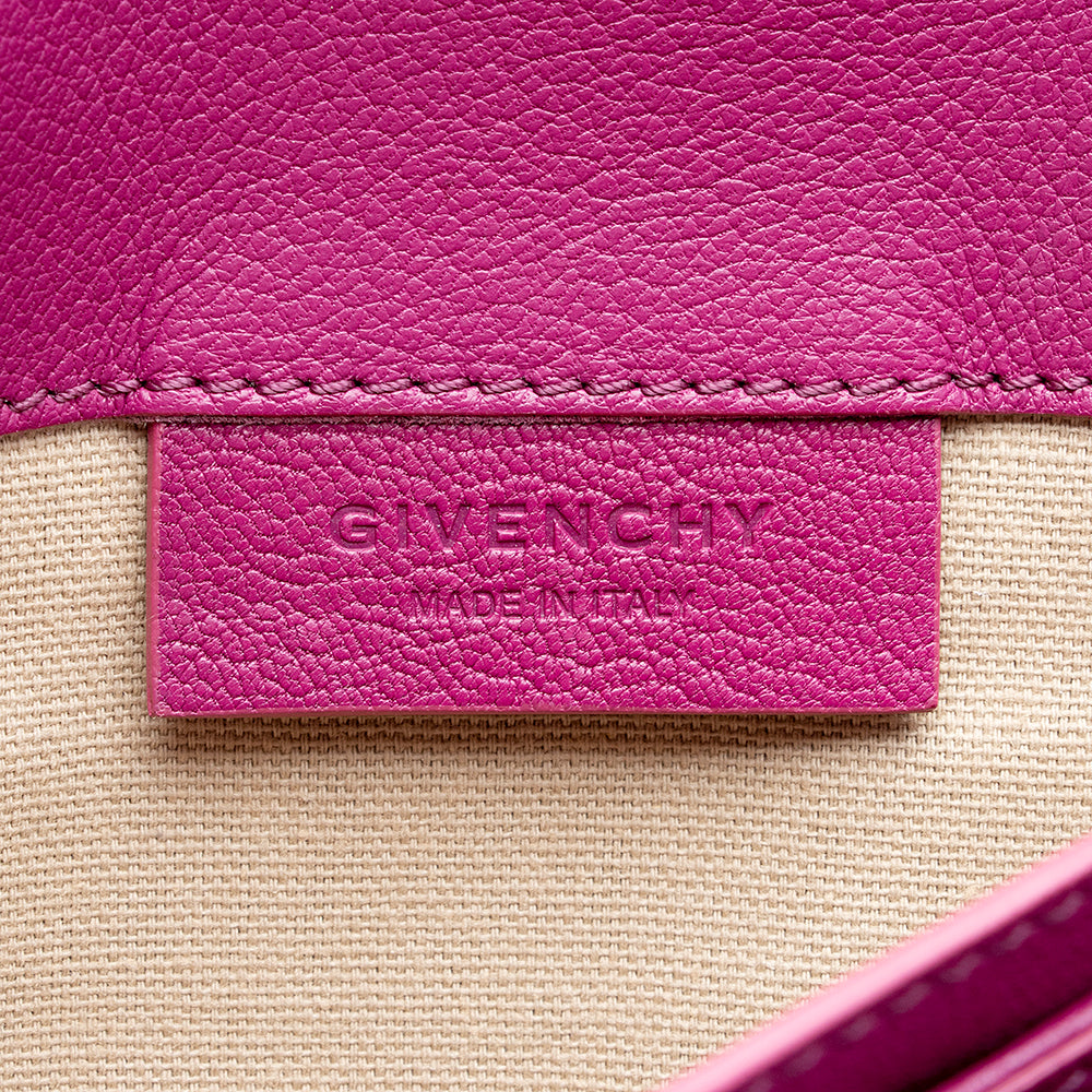 Givenchy Goatskin Antigona Envelope Medium Clutch (SHF-13962)