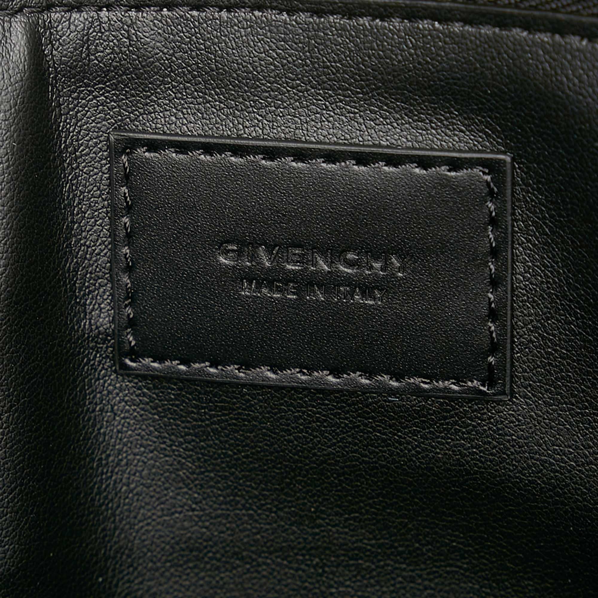 Givenchy Leather Clutch (SHG-22051)