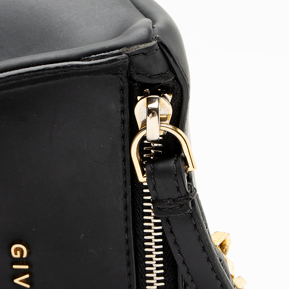 Givenchy Rubber Effect Calfskin Pandora Wristlet (SHF-19457)