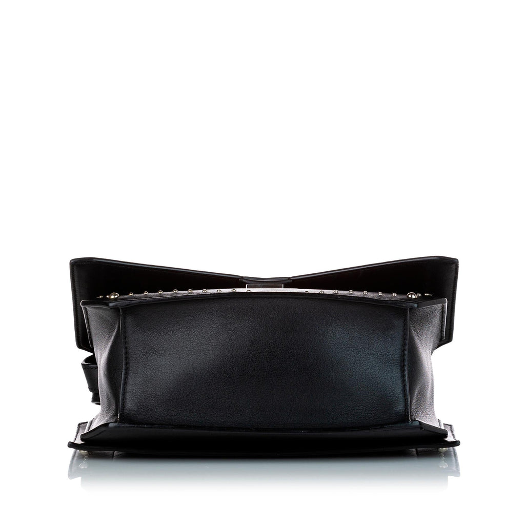 Givenchy Studded Bow Cut Leather Shoulder Bag (SHG-27612)