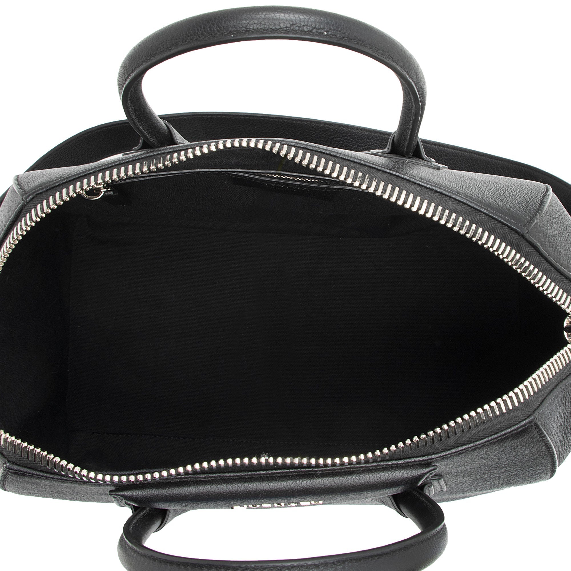 Givenchy Sugar Goatskin Antigona Medium Satchel (SHF-rtyI1v)