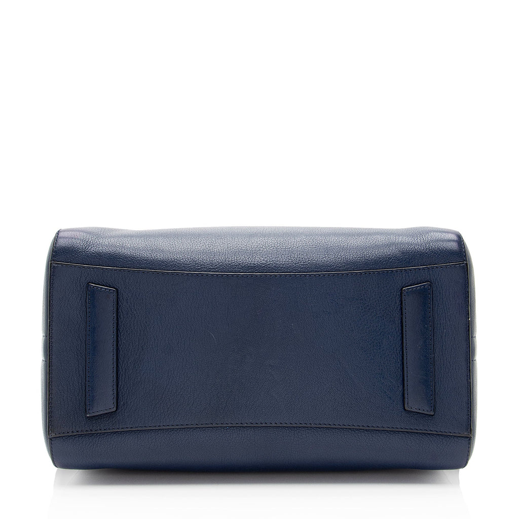 Givenchy Sugar Goatskin Antigona Medium Satchel