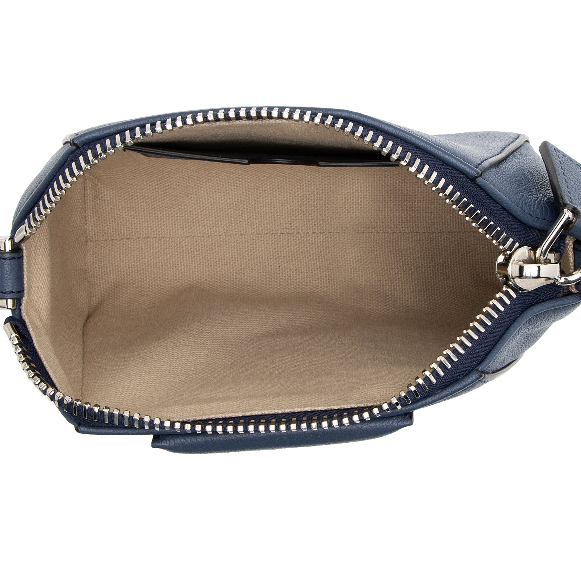 Givenchy Sugar Goatskin Antigona Nano Shoulder Bag (SHF-23355)