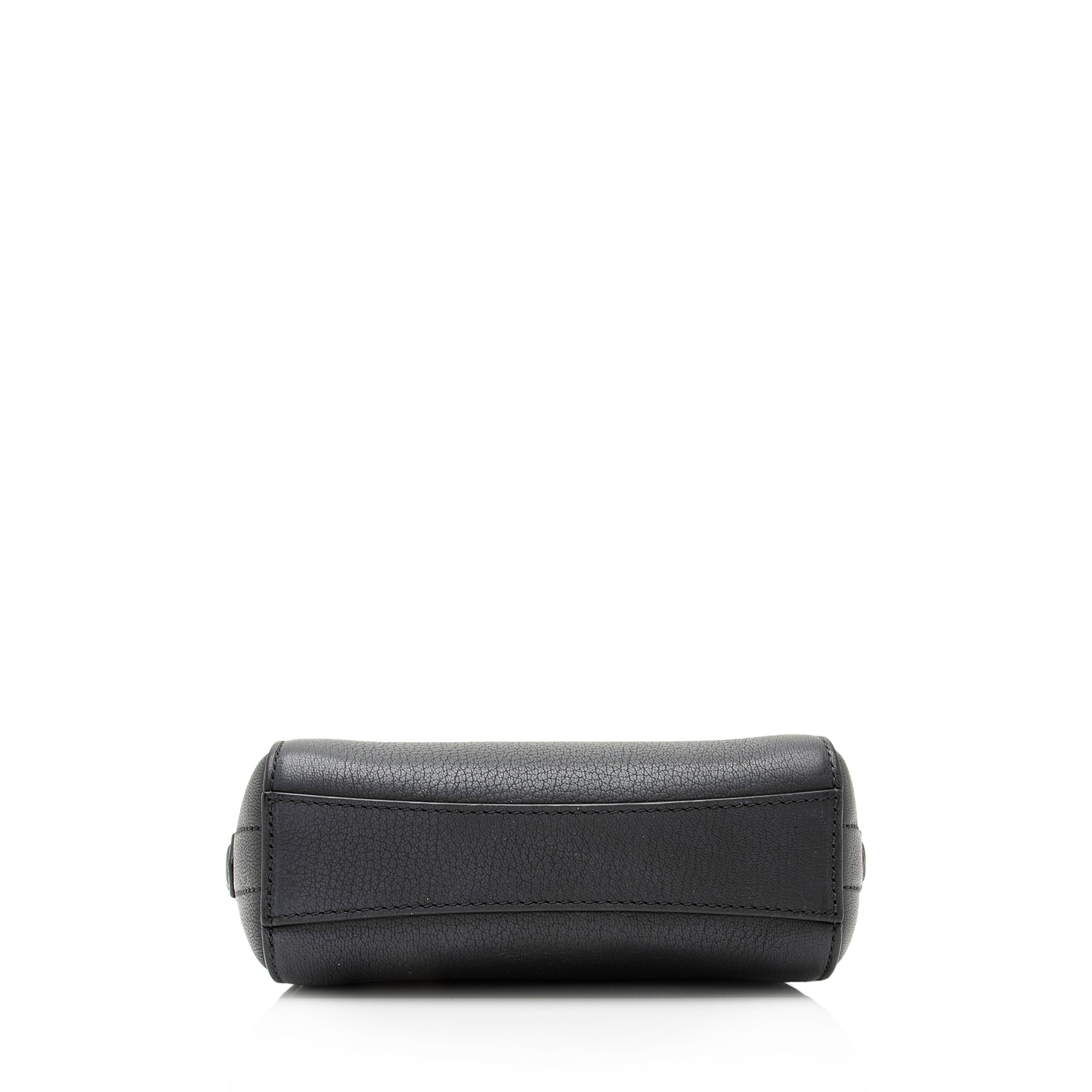 Givenchy Sugar Goatskin Antigona Nano Shoulder Bag (SHF-23678)