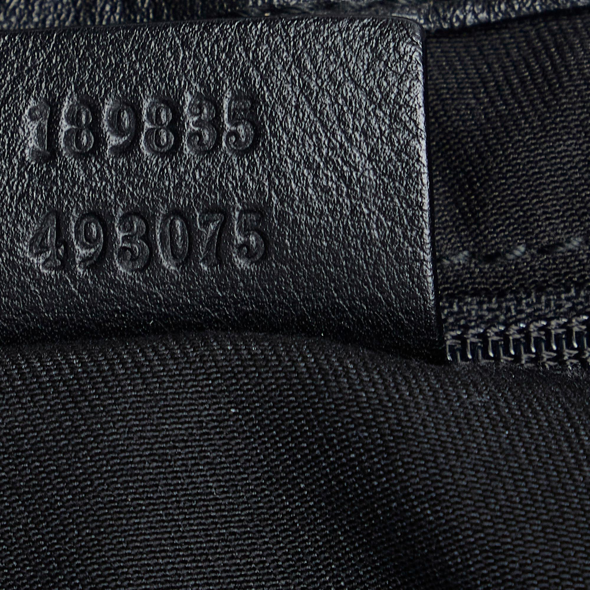 Gucci Abbey D-Ring Handbag (SHG-XnwMif)