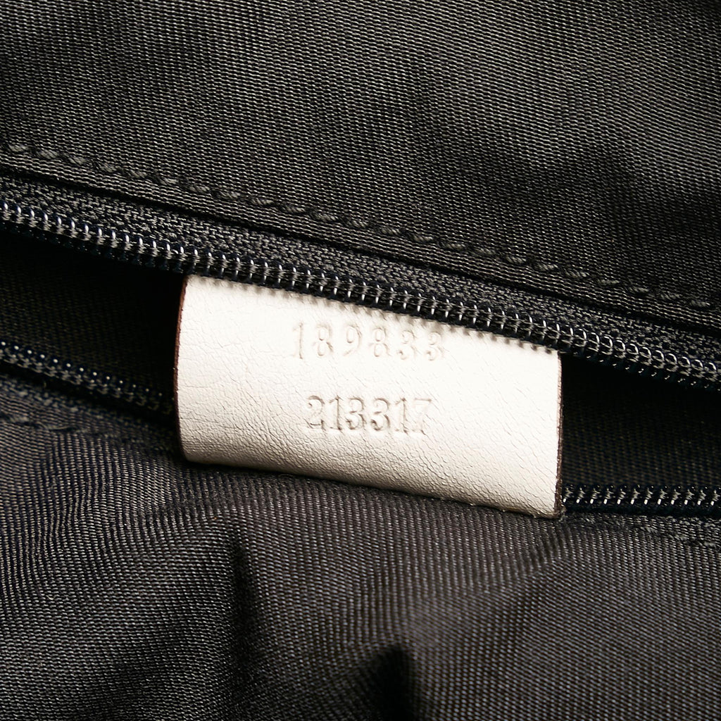 Gucci Abbey D-Ring Shoulder Bag (SHG-arWVNY)