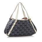 Gucci Abbey D- Ring Shoulder Bag (SHG-6jTWW1)