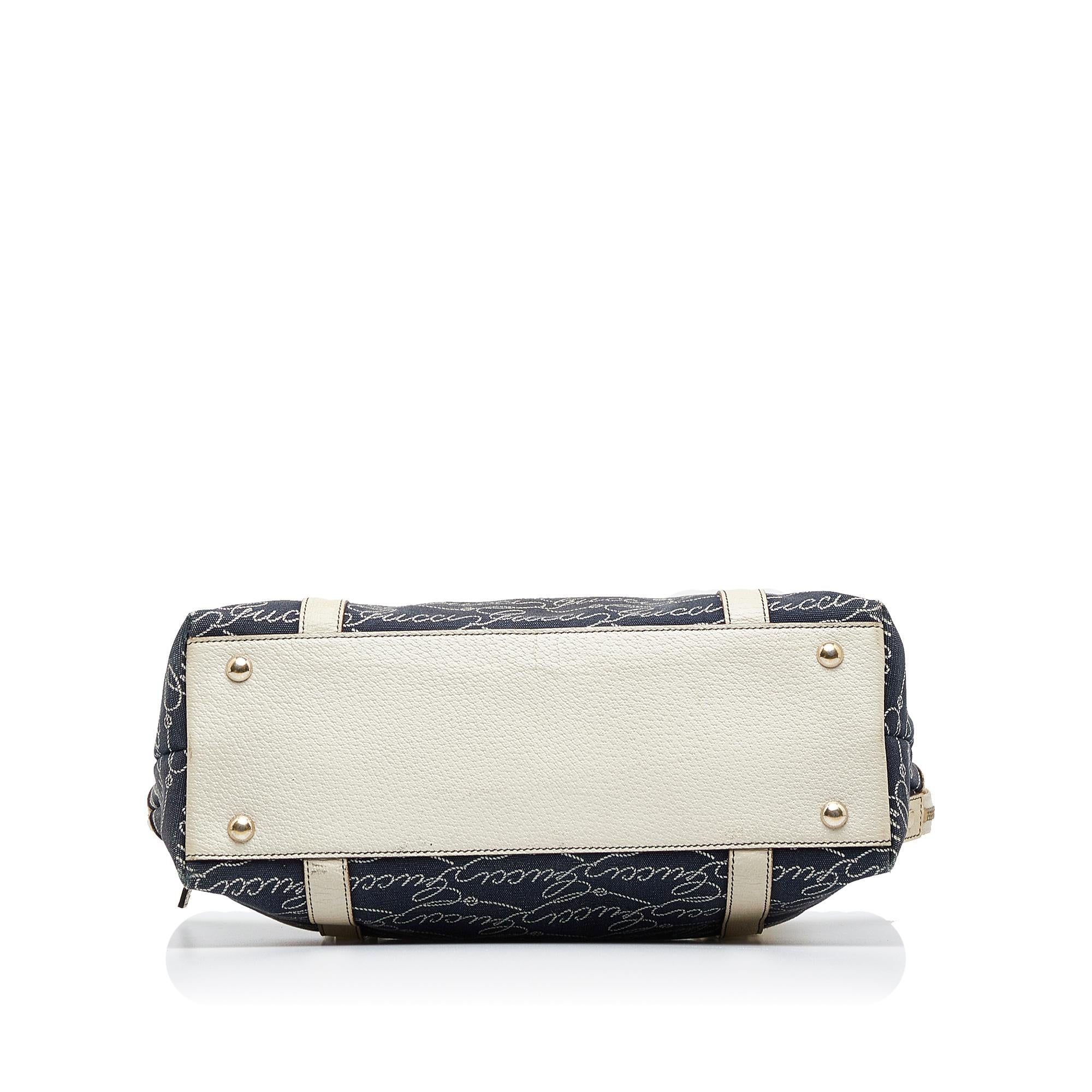 Gucci Abbey D- Ring Shoulder Bag (SHG-h32Te3)