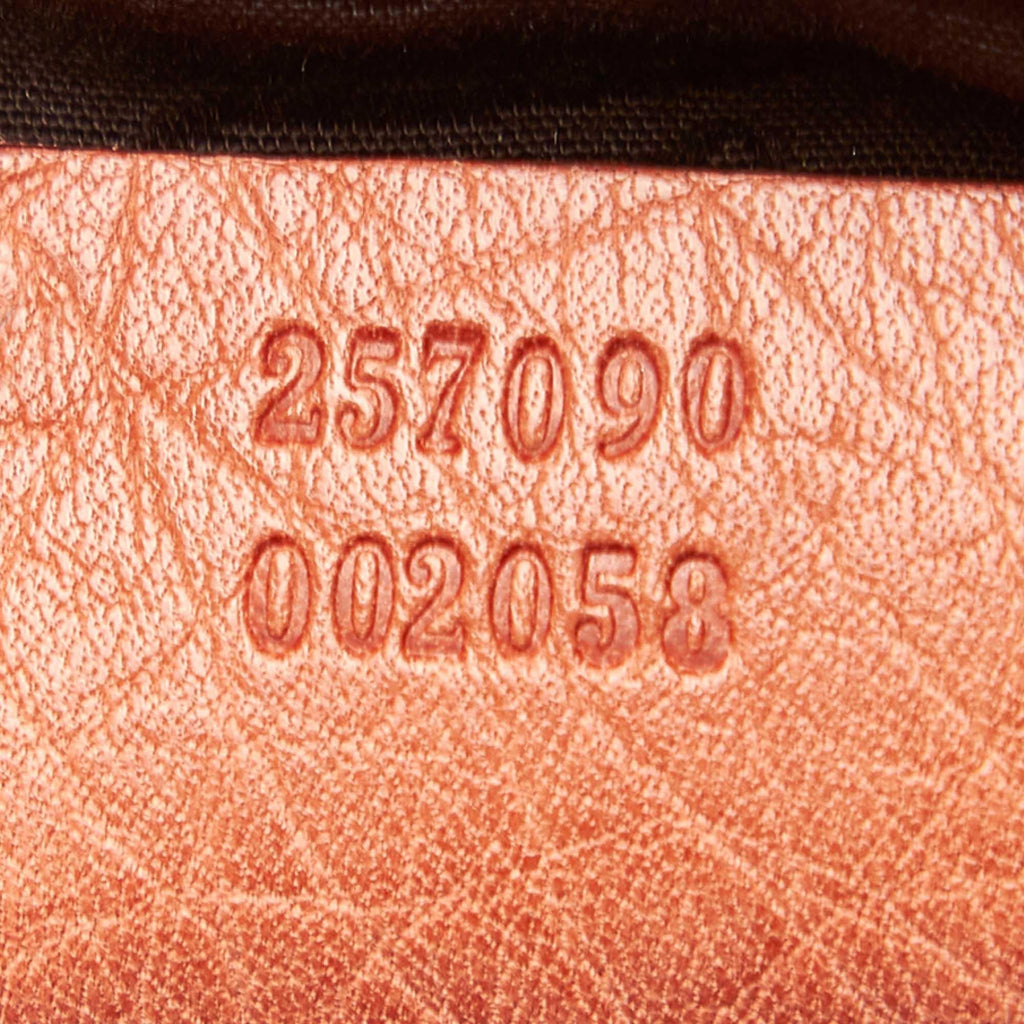 Gucci Bamboo Bar Leather Shoulder Bag (SHG-32182)