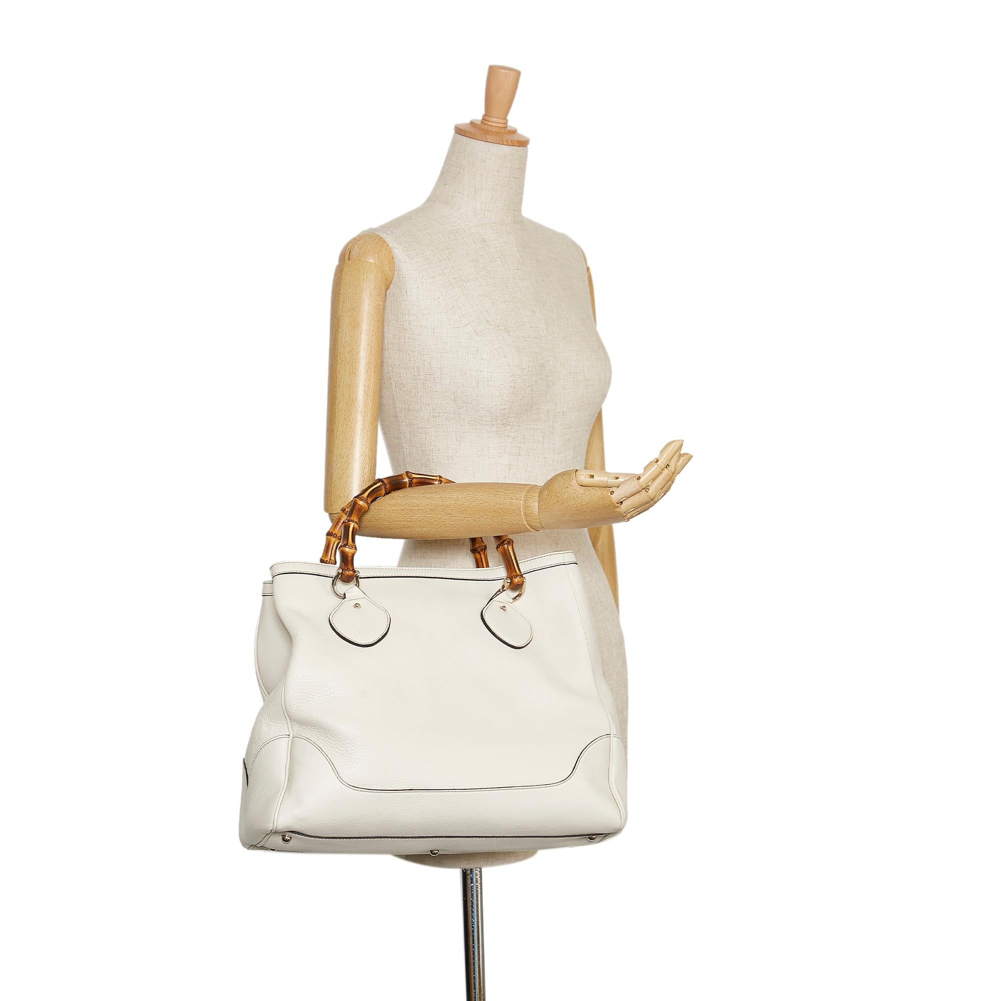 Gucci Bamboo Diana Leather Tote Bag (SHG-35437)