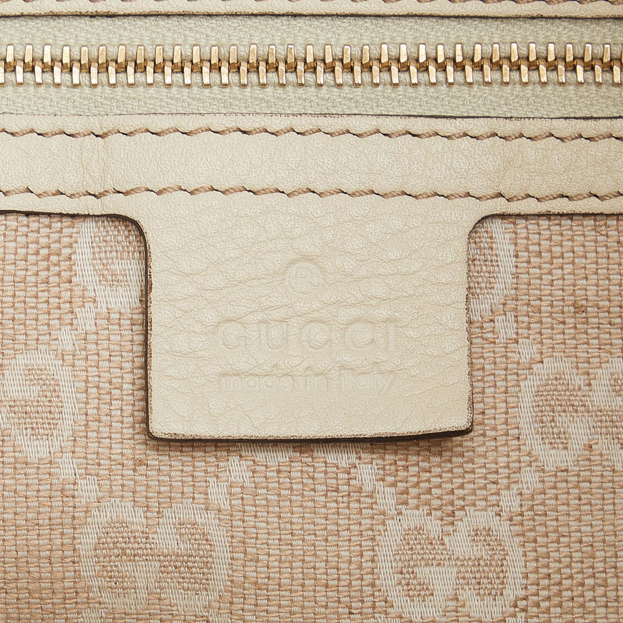 Gucci Bamboo Diana Satchel (SHG-kEnJle)