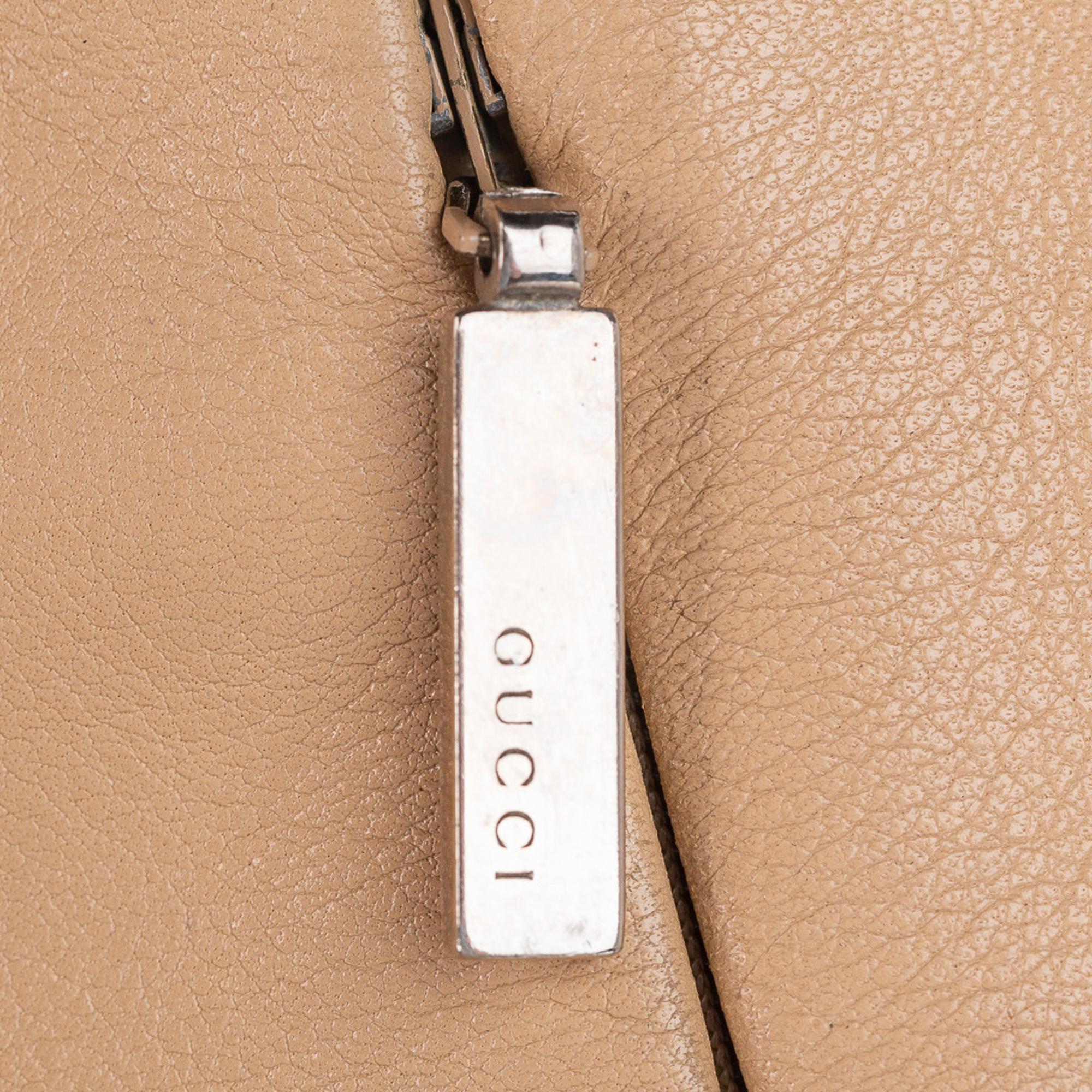 Gucci Bamboo Leather Baguette (SHG-23446)