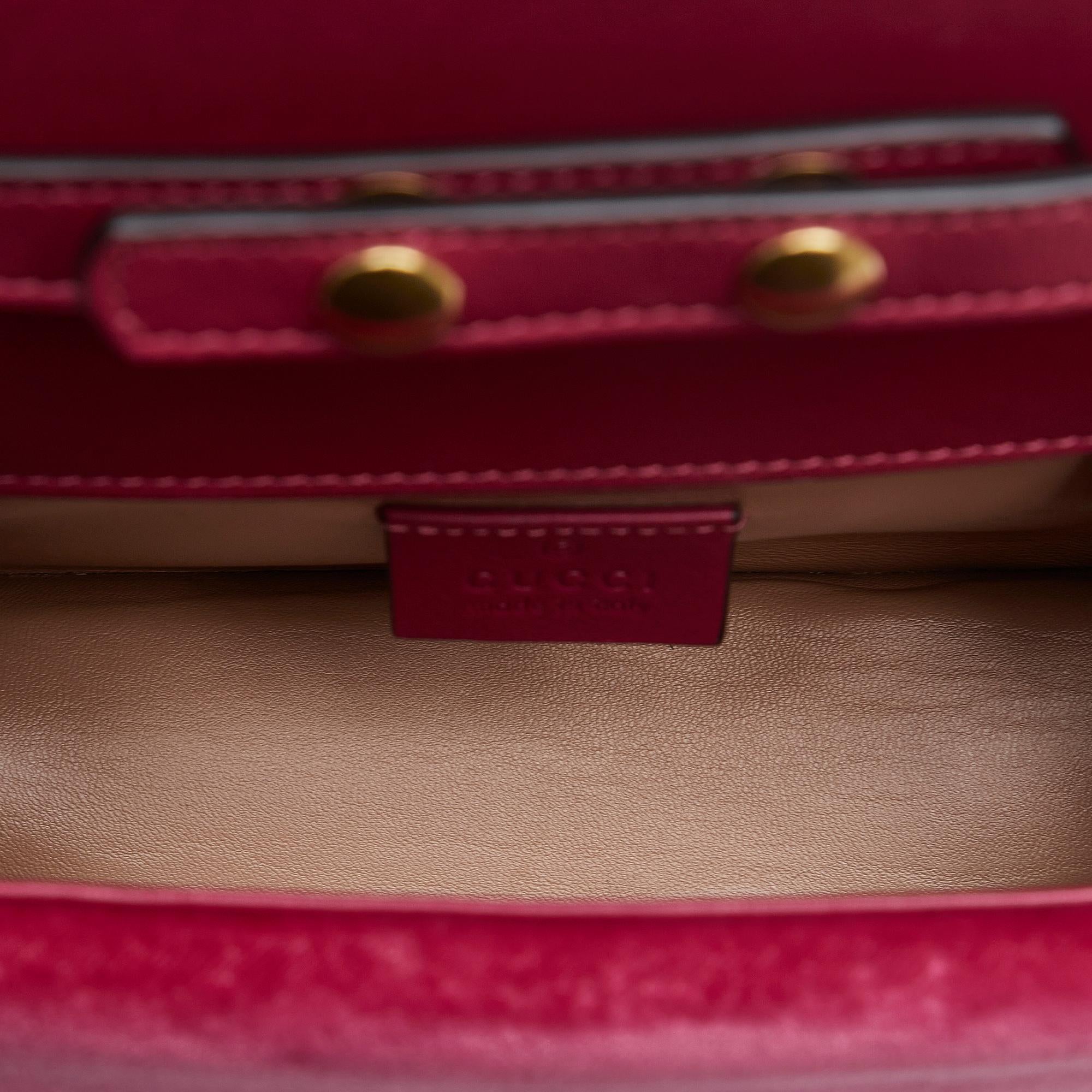 Gucci Broadway Velvet Crossbody Bag (SHG-VjDGrg)