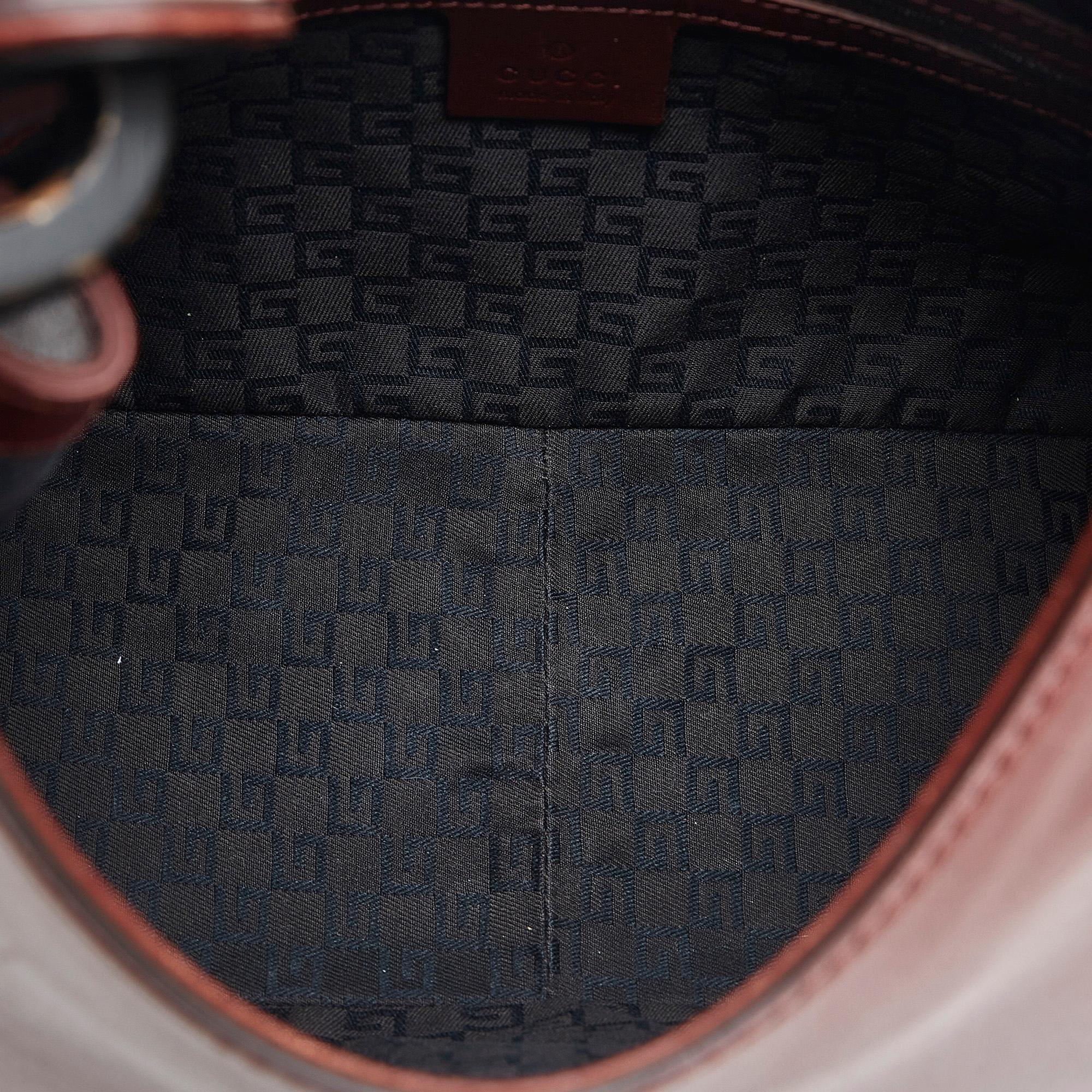 Gucci Calf Leather Handbag (SHG-gre6J3)