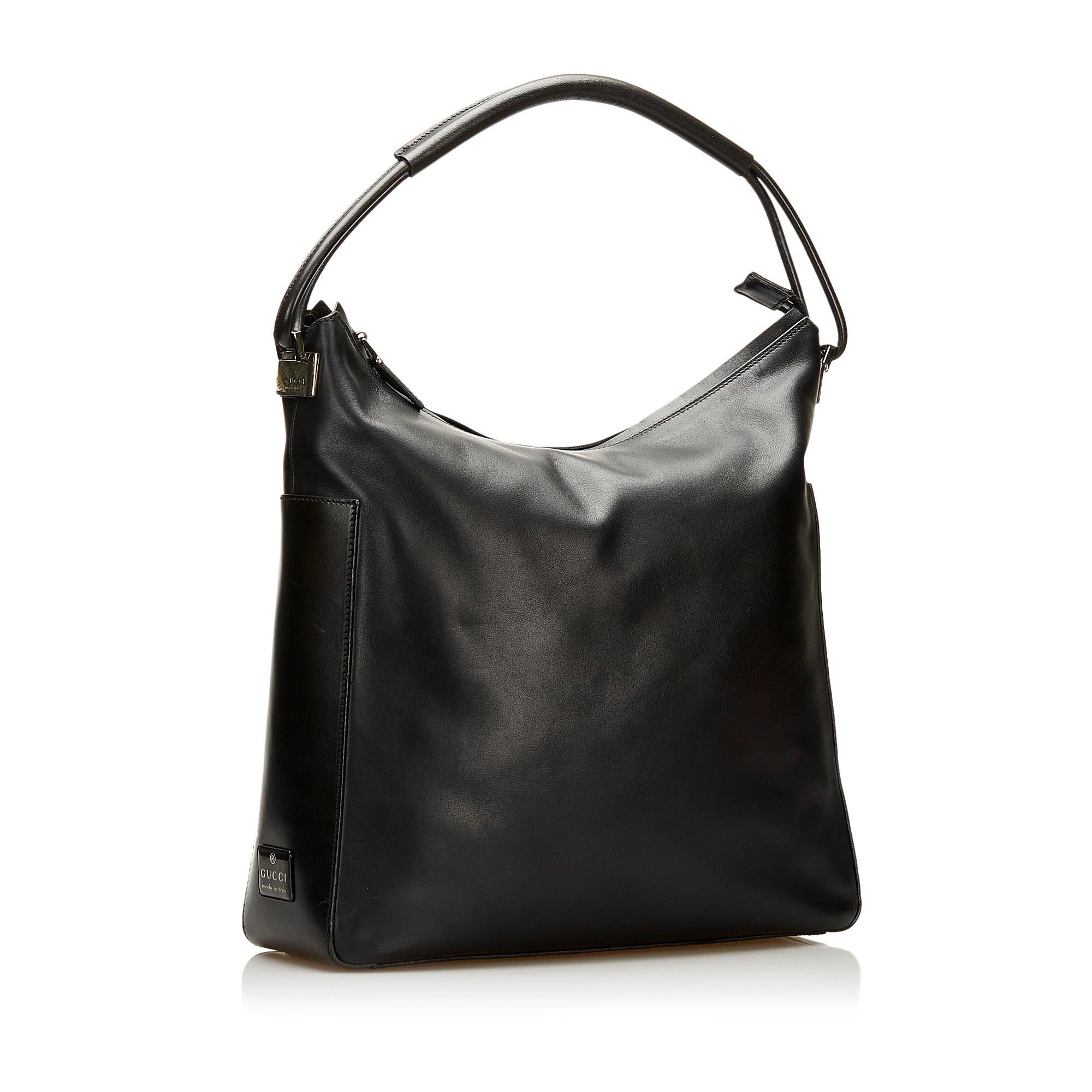 Gucci Calf Leather Shoulder Bag (SHG-35960)