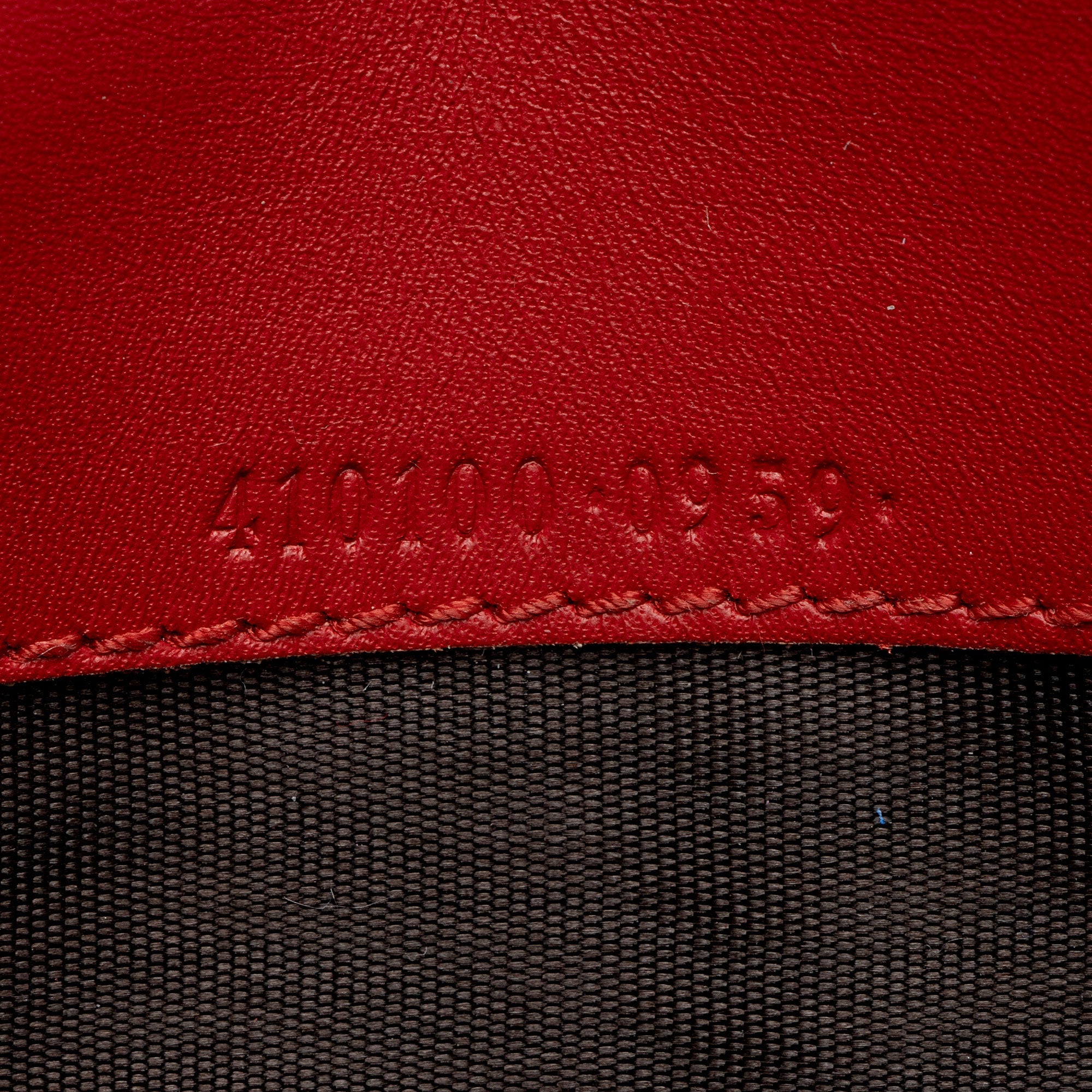 Gucci Calfskin Two-Tone Continental Wallet (SHF-fQrh9H)